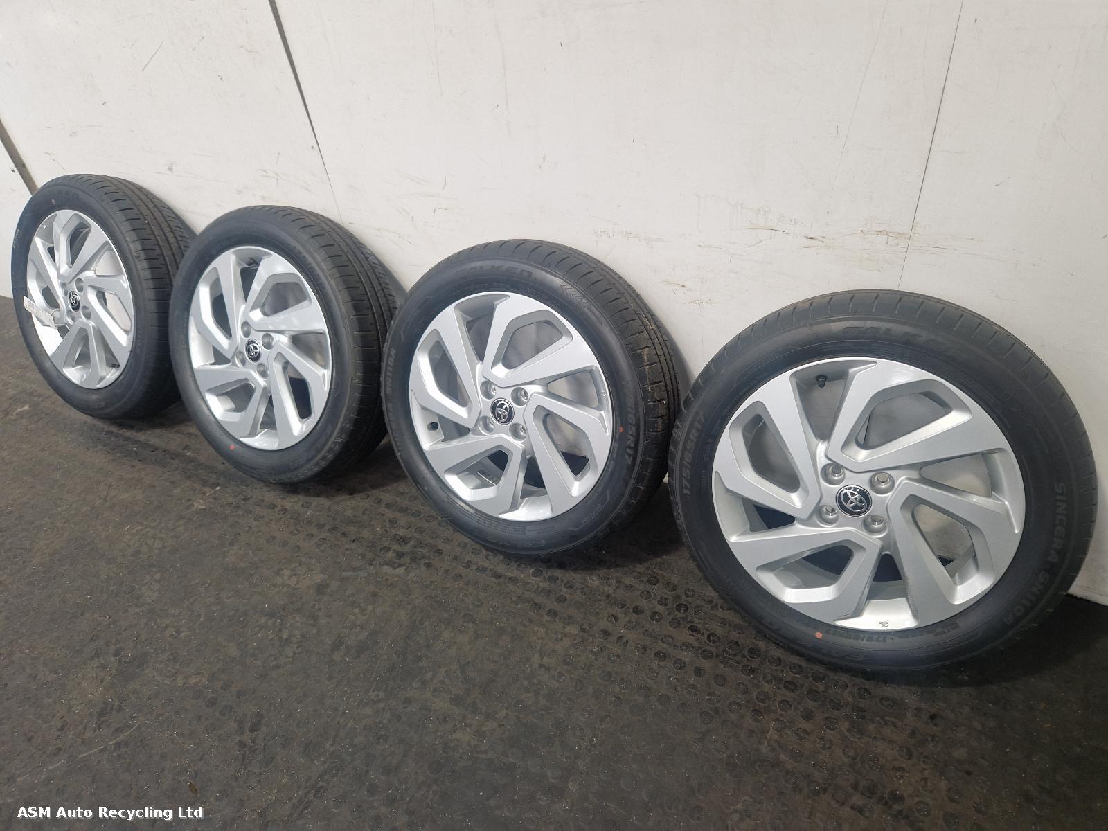 View Auto part Wheel Set Toyota Aygo X 2023
