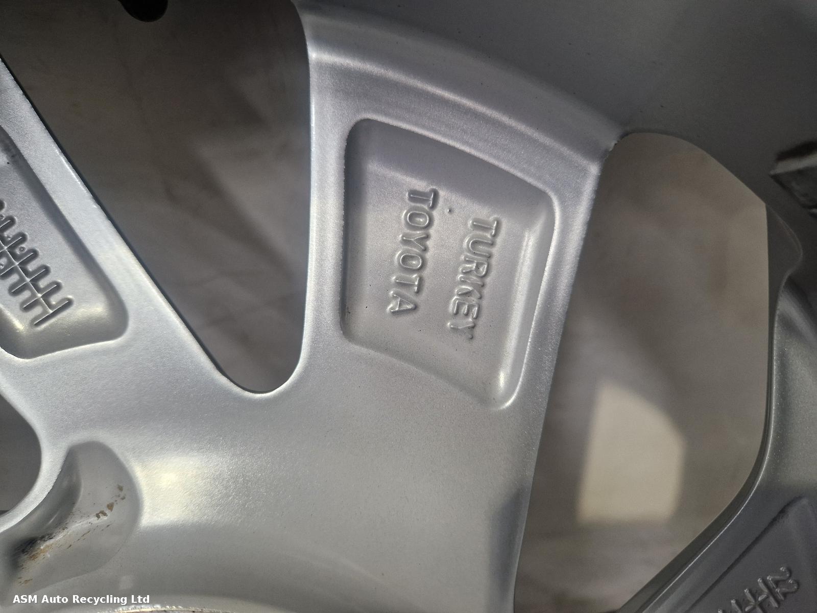 View Auto part Wheel Set Toyota Aygo X 2023