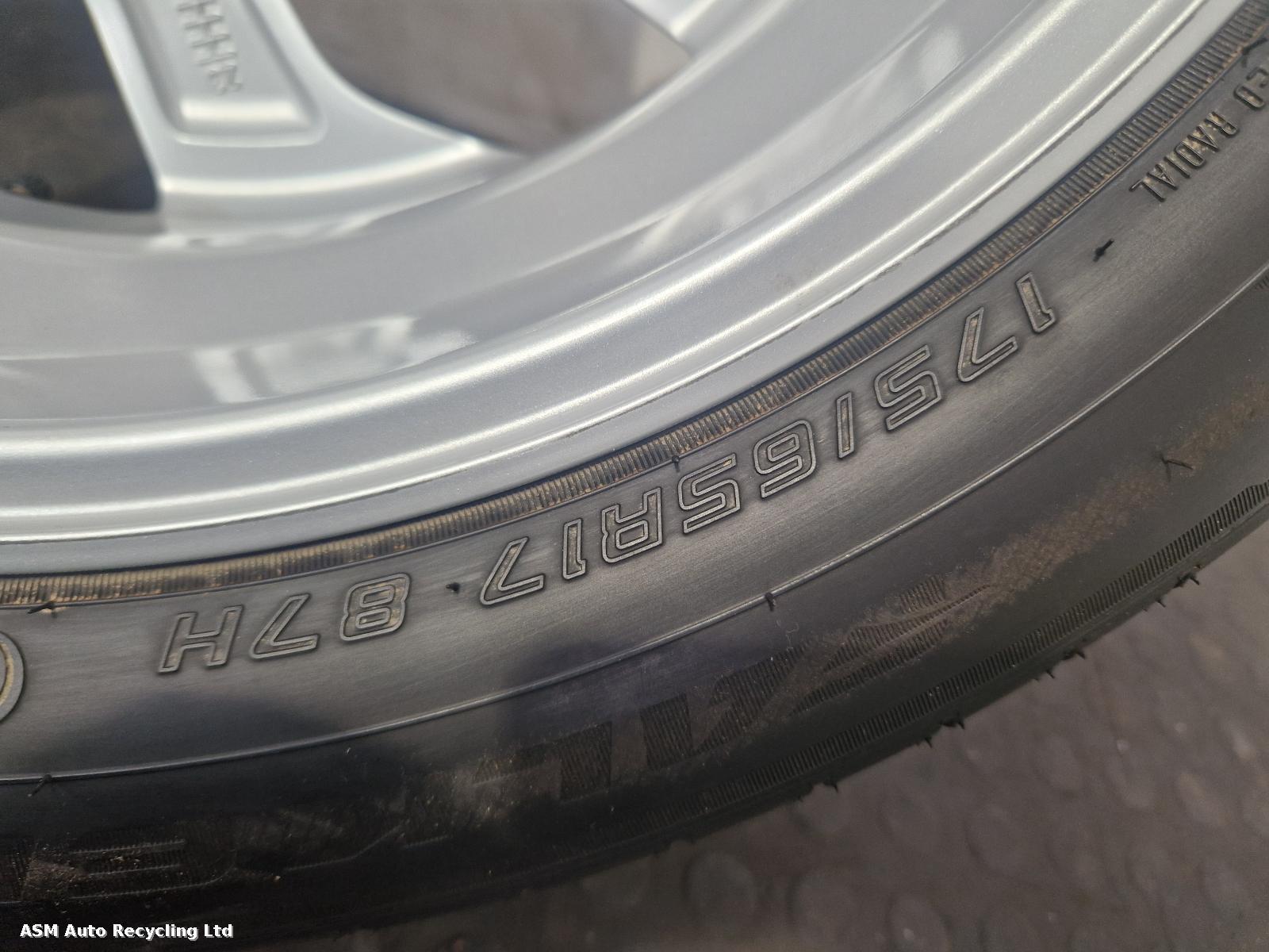 View Auto part Wheel Set Toyota Aygo X 2023