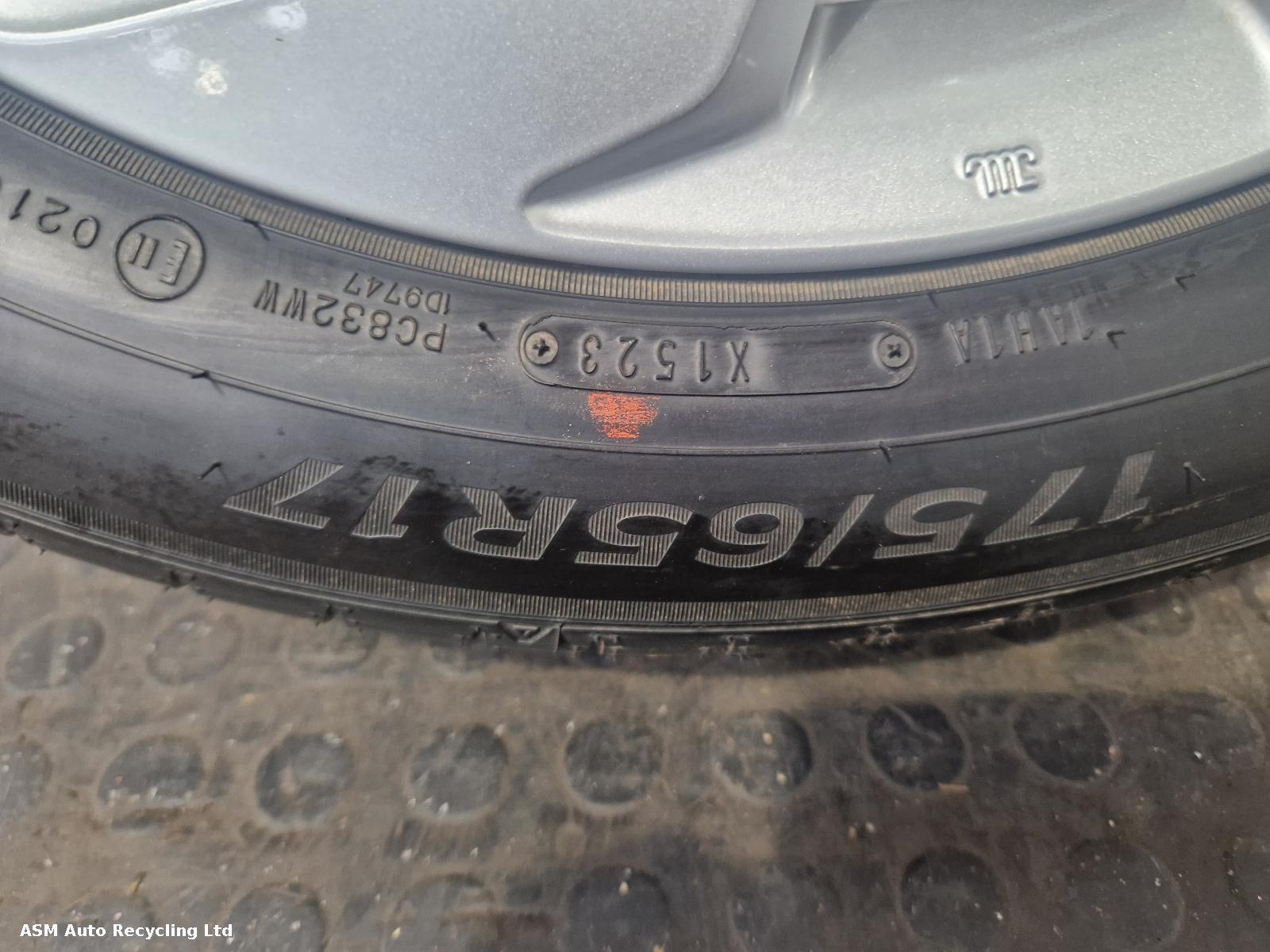 View Auto part Wheel Set Toyota Aygo X 2023