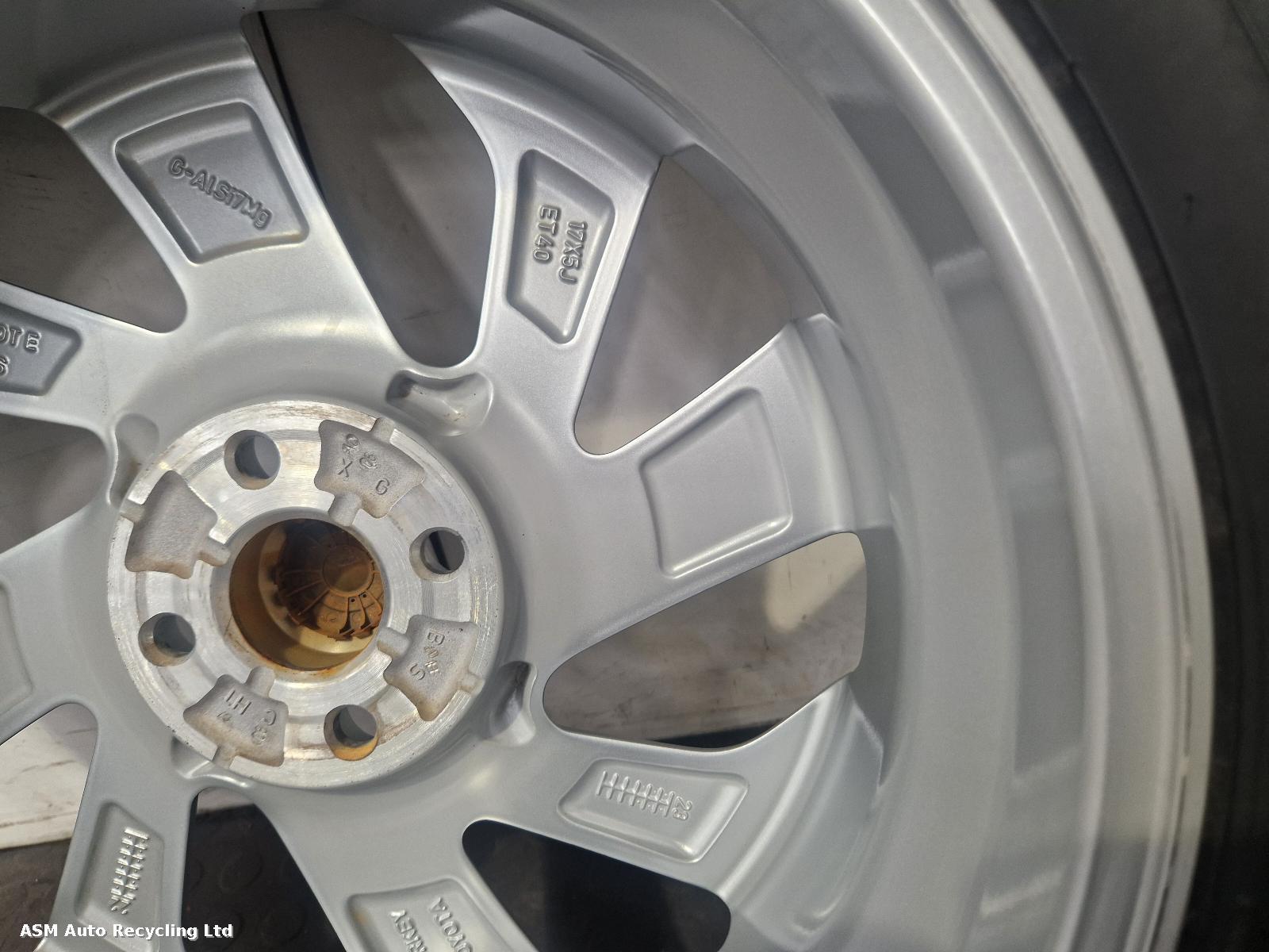View Auto part Wheel Set Toyota Aygo X 2023