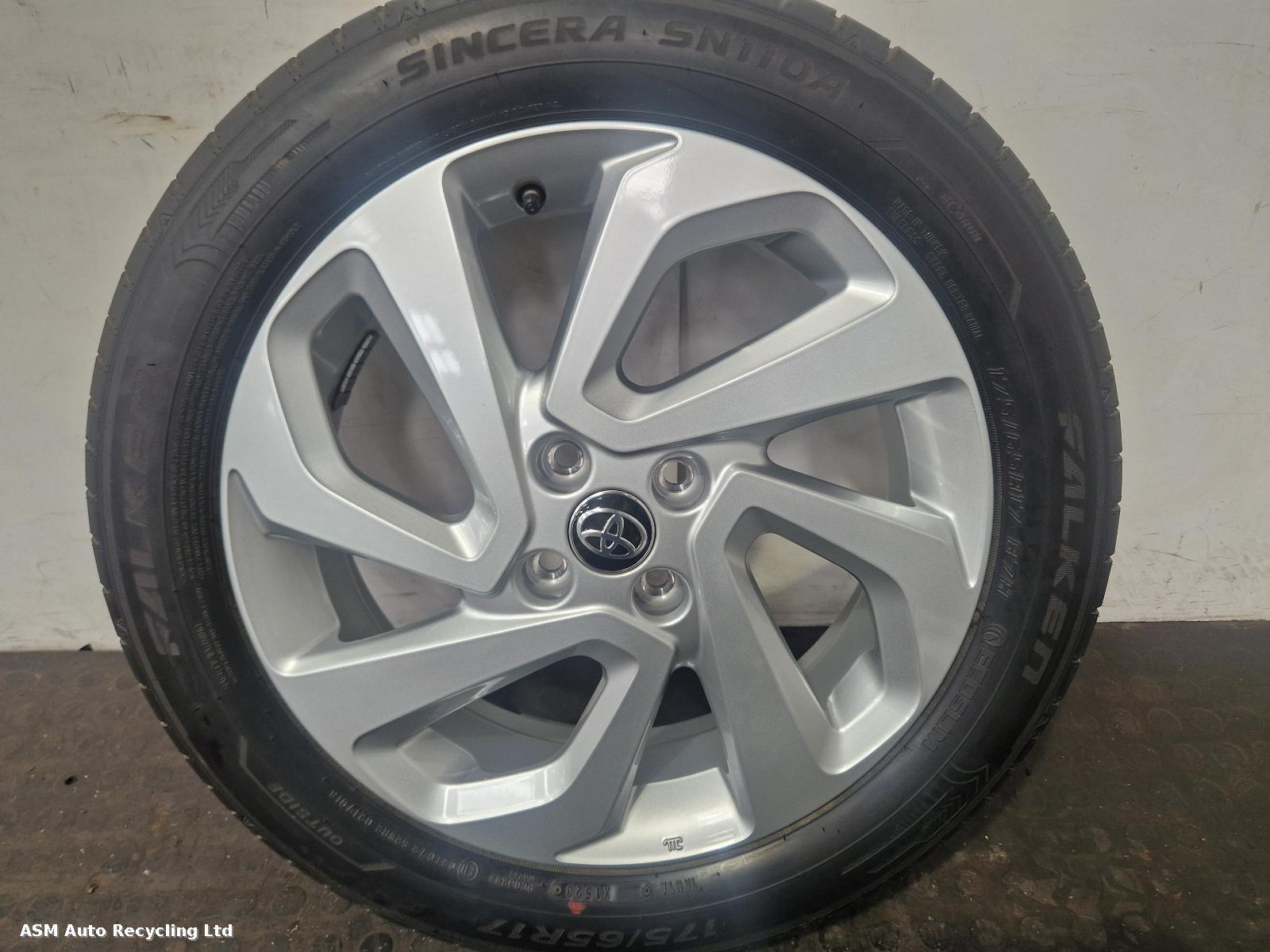 View Auto part Wheel Set Toyota Aygo X 2023