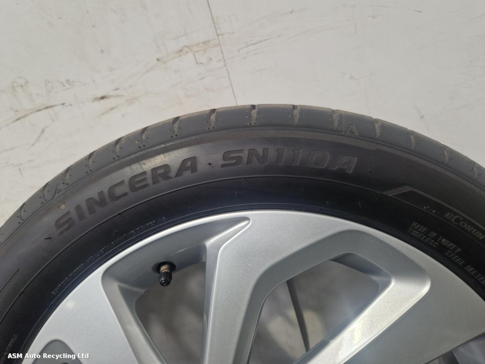 View Auto part Wheel Set Toyota Aygo X 2023