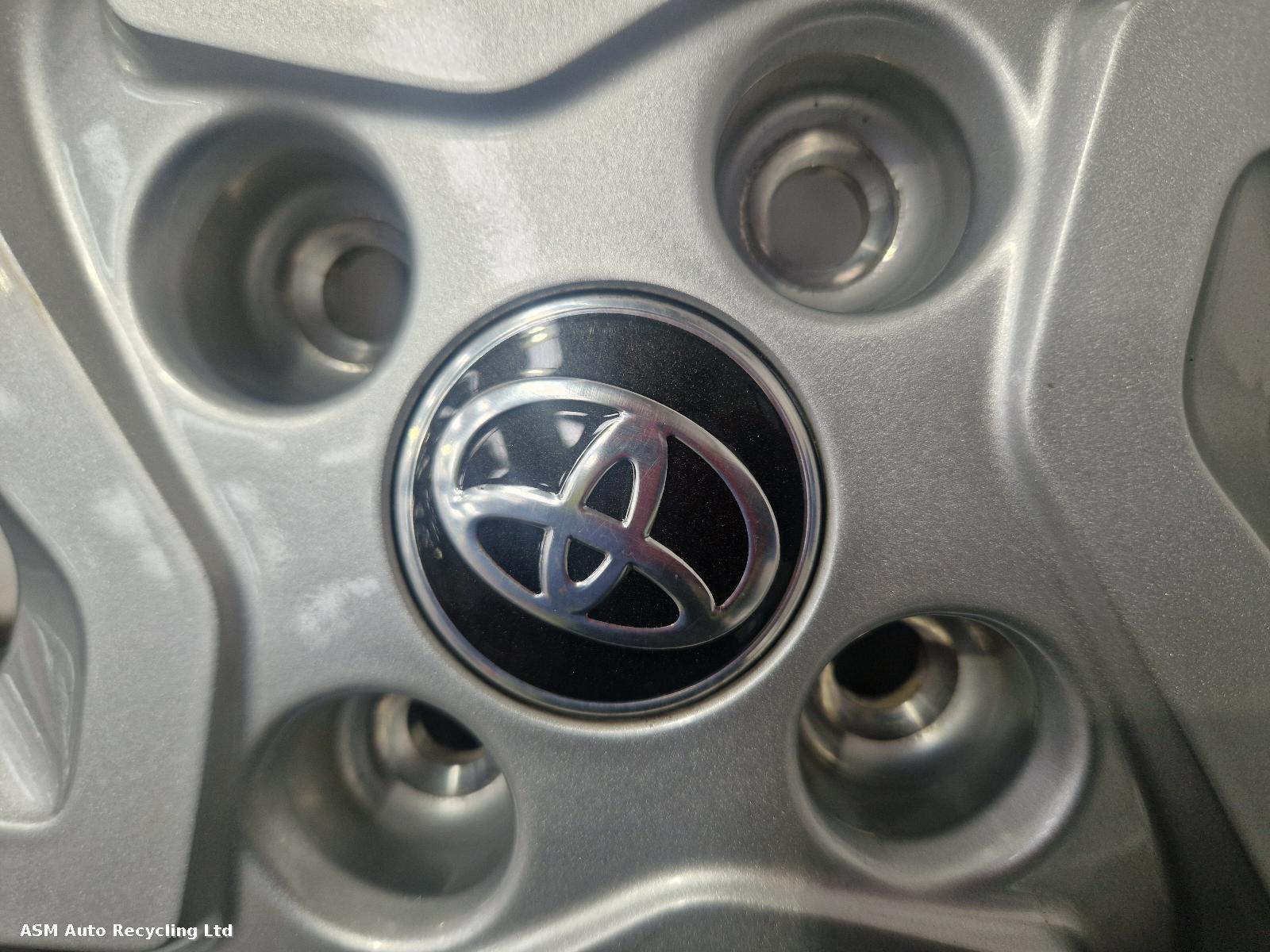 View Auto part Wheel Set Toyota Aygo X 2023