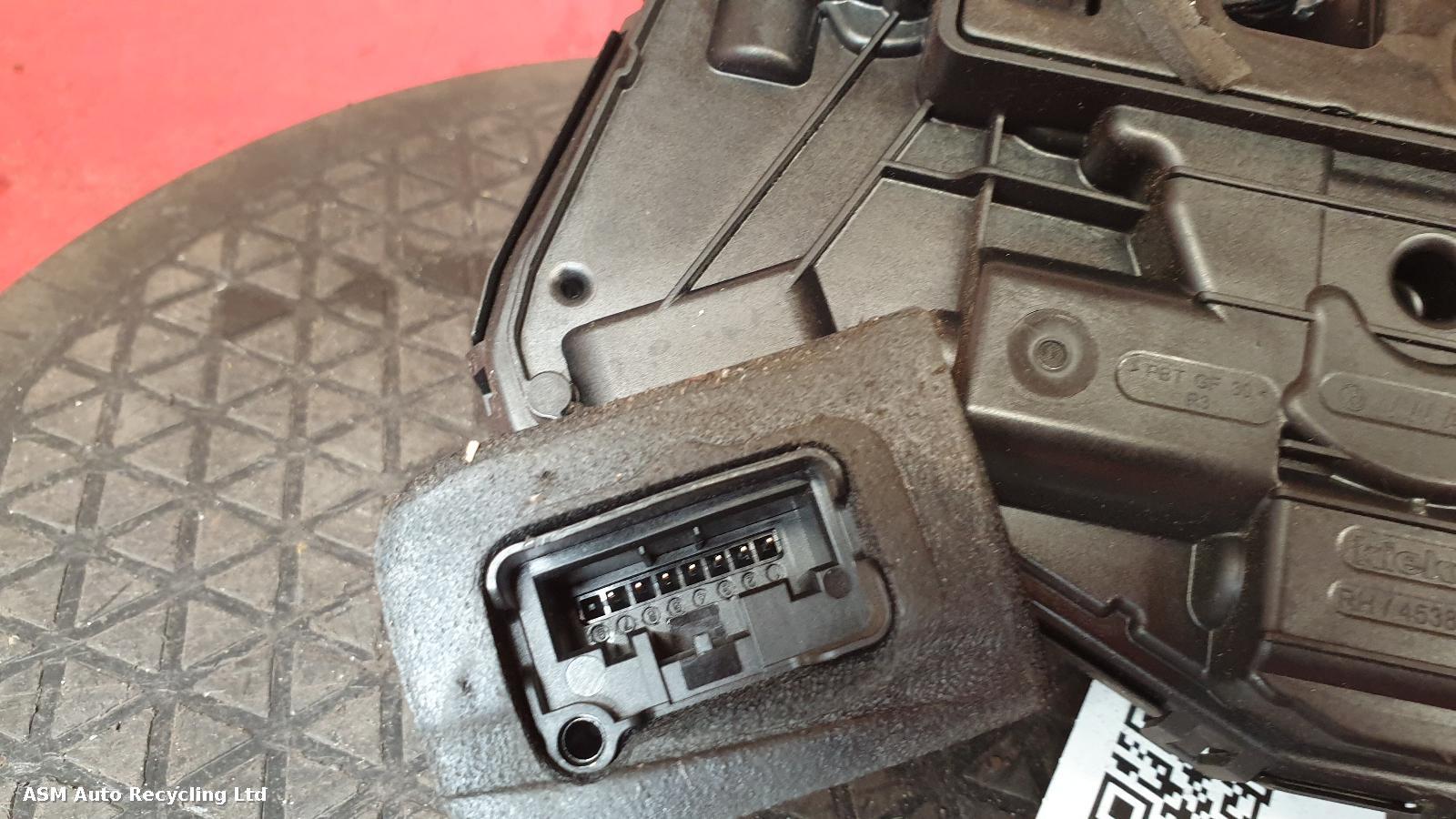 View Auto part Door Lock Assembly Seat Ateca 2018