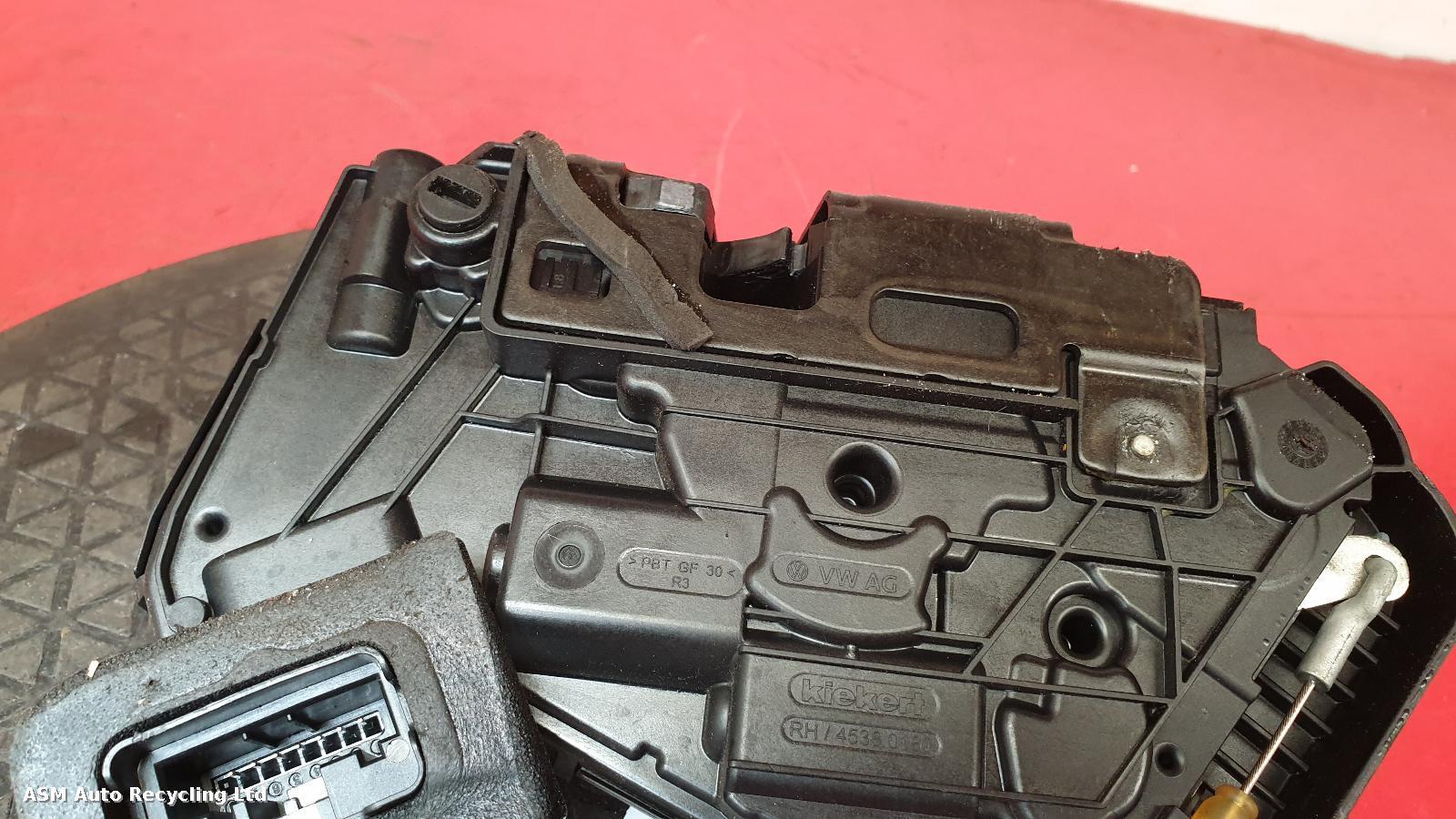 View Auto part Door Lock Assembly Seat Ateca 2018