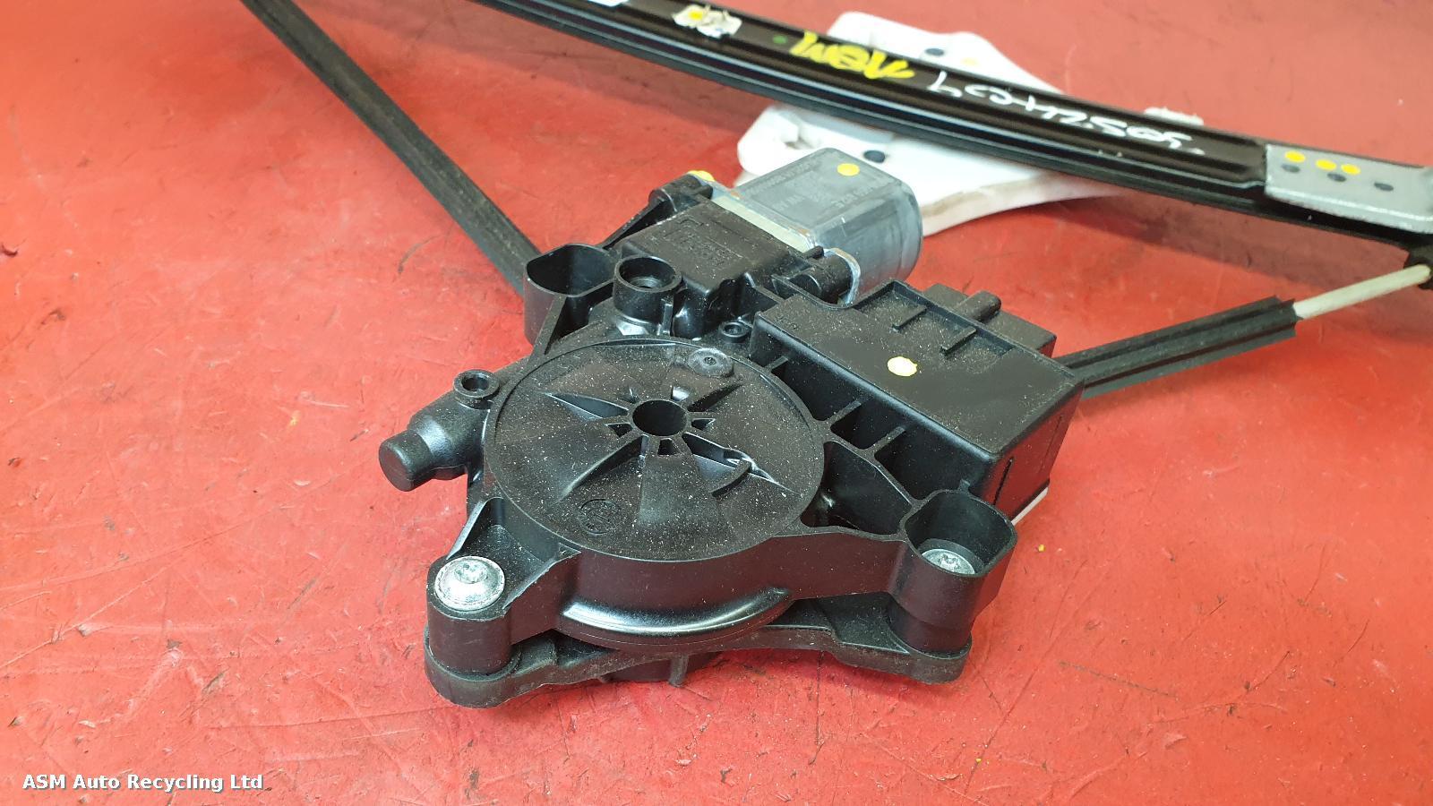 View Auto part RR Window Regulator Seat Ateca 2018