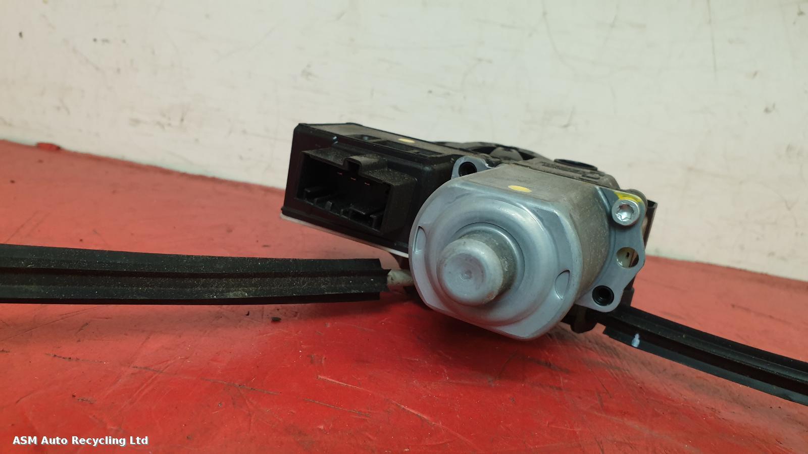View Auto part RR Window Regulator Seat Ateca 2018