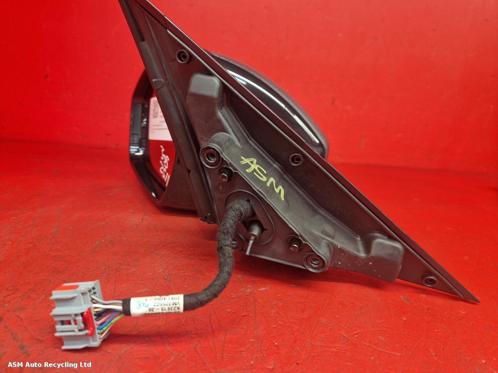 View Auto part L Door Mirror Jaguar F-pace 2024