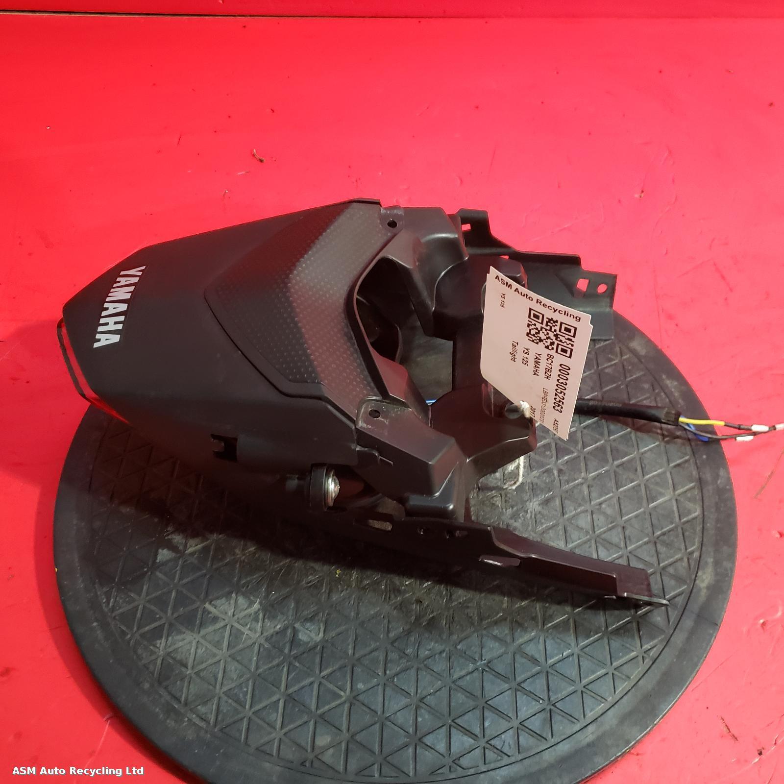 View Auto part Taillight Yamaha Ys 125 2017