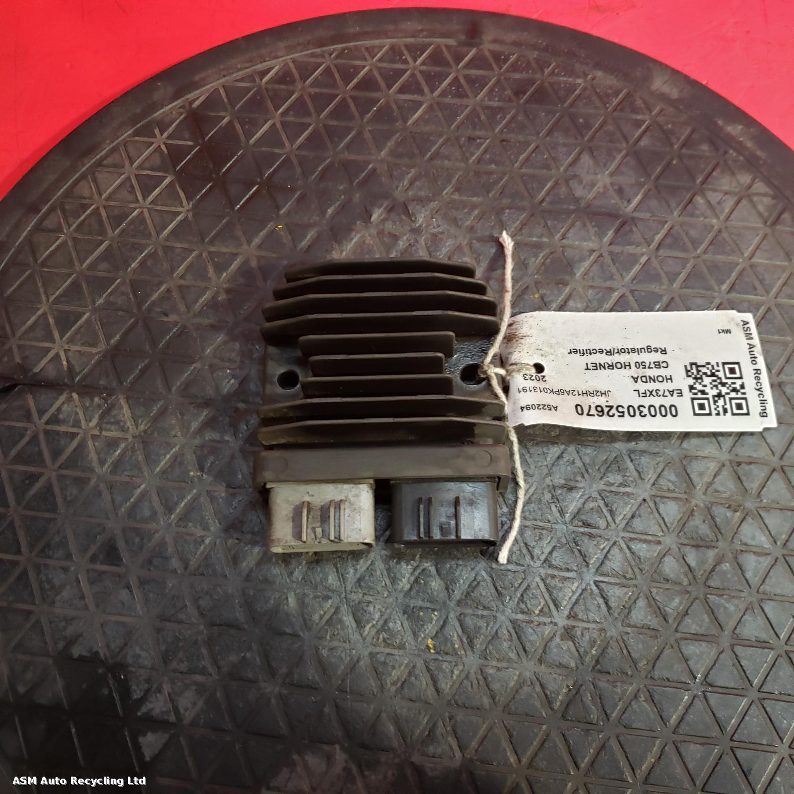 View Auto part Regulator/Rectifier Honda Cb750 Hornet 2023