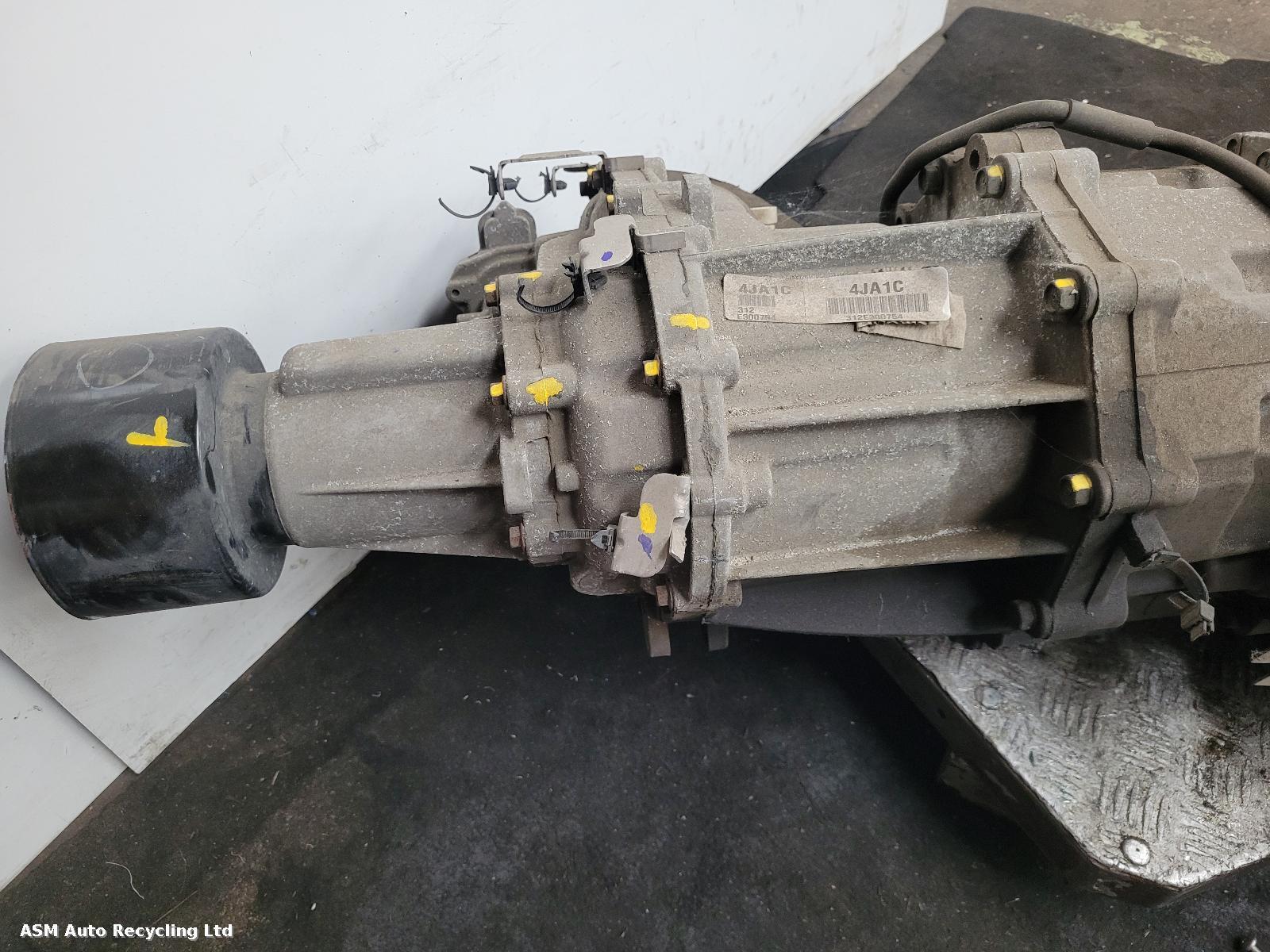View Auto part Gearbox Nissan Navara 2017