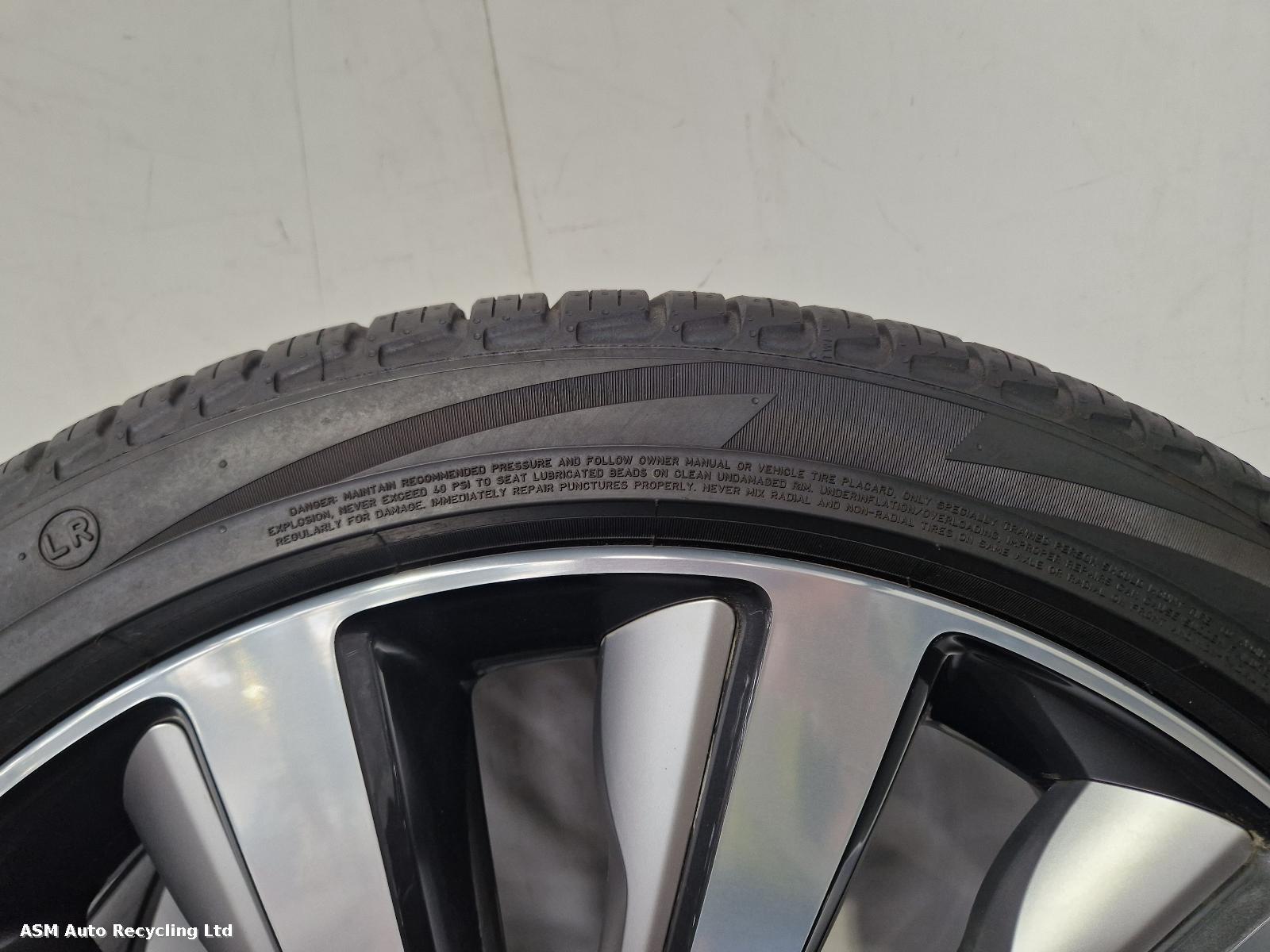 View Auto part Wheel Set Land Rover Range Rover 2024