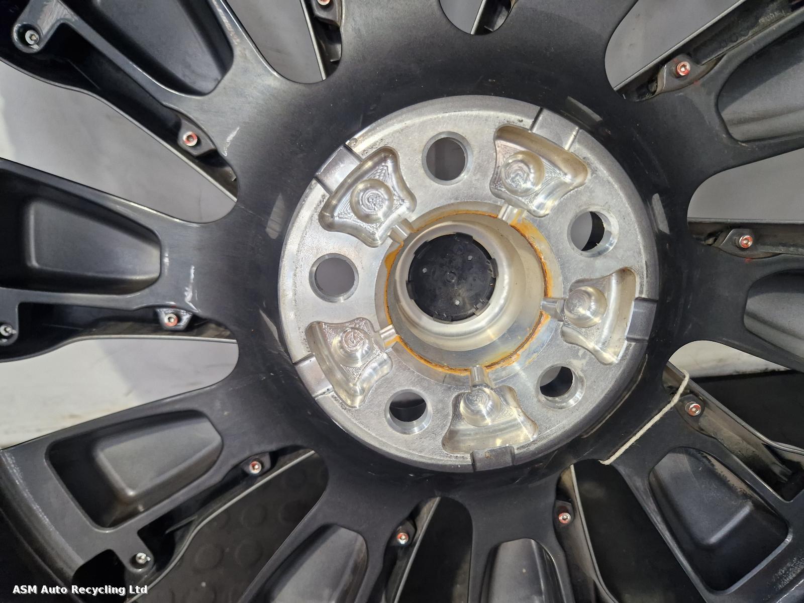 View Auto part Wheel Set Land Rover Range Rover 2024