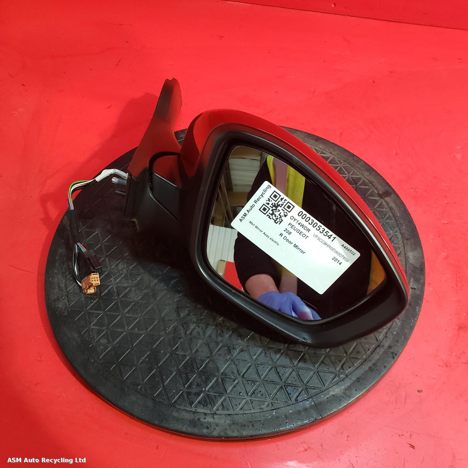 View Auto part R Door Mirror Peugeot 208 2014