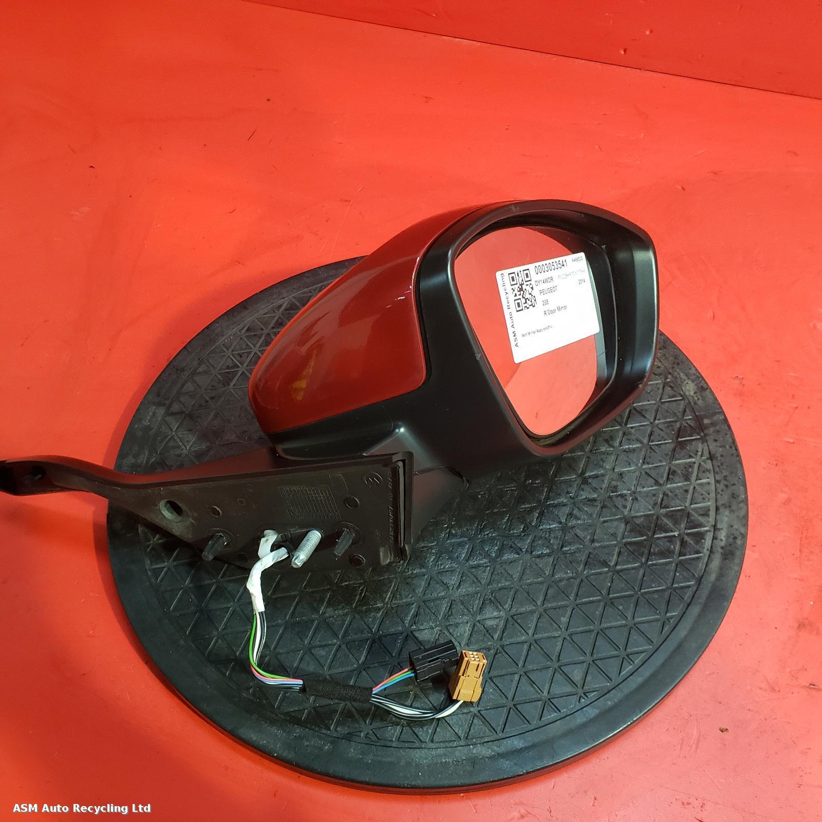 View Auto part R Door Mirror Peugeot 208 2014