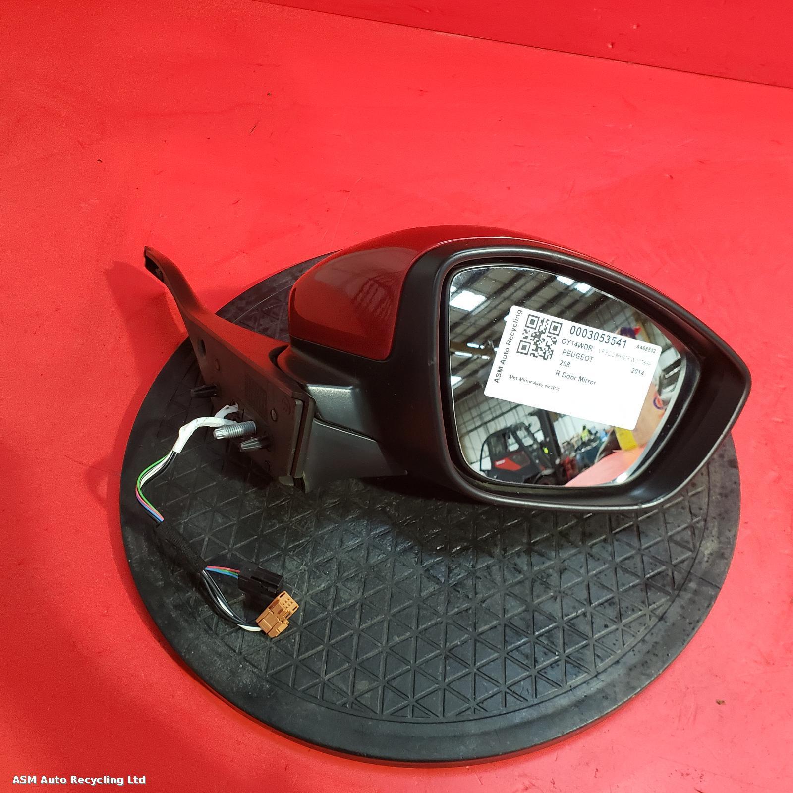 View Auto part R Door Mirror Peugeot 208 2014