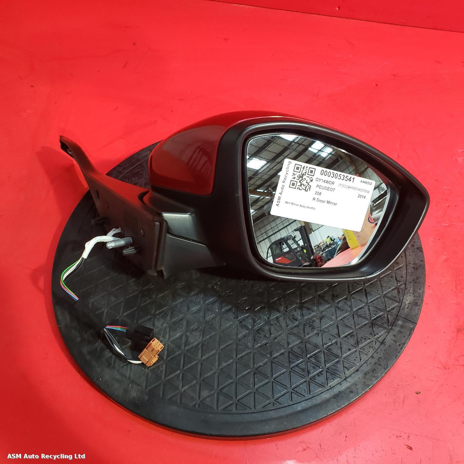 View Auto part R Door Mirror Peugeot 208 2014