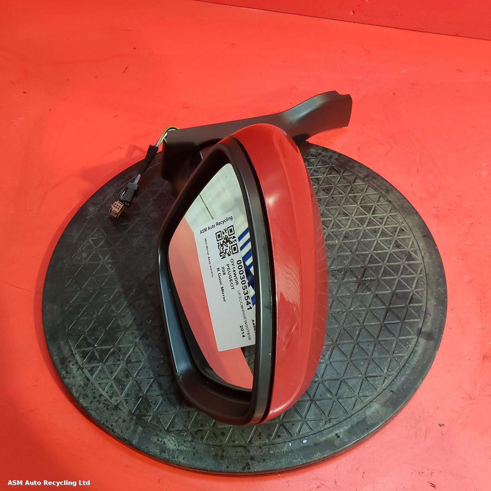 View Auto part R Door Mirror Peugeot 208 2014