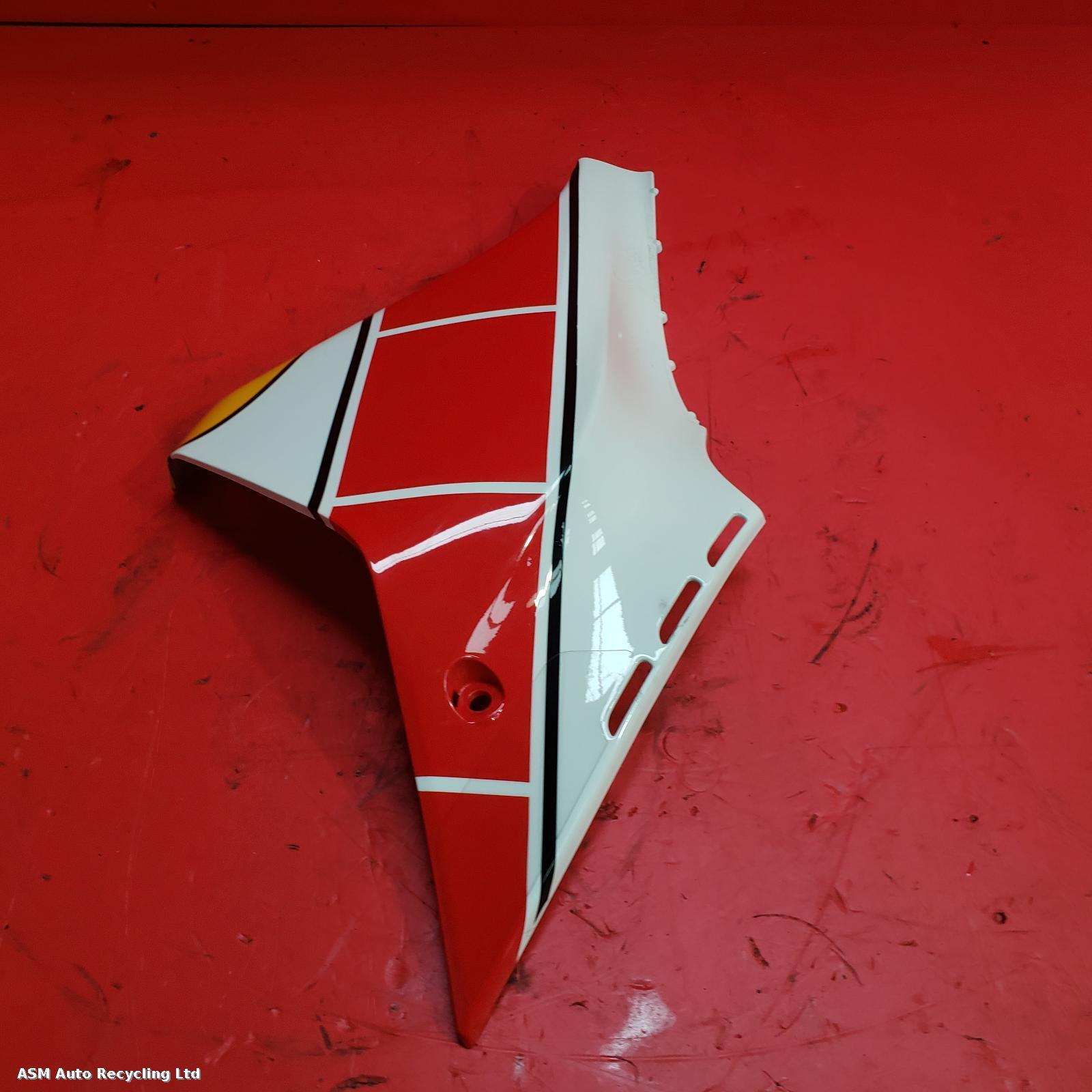 View Auto part LH Middle Fairing Yamaha Yzf R1 2021