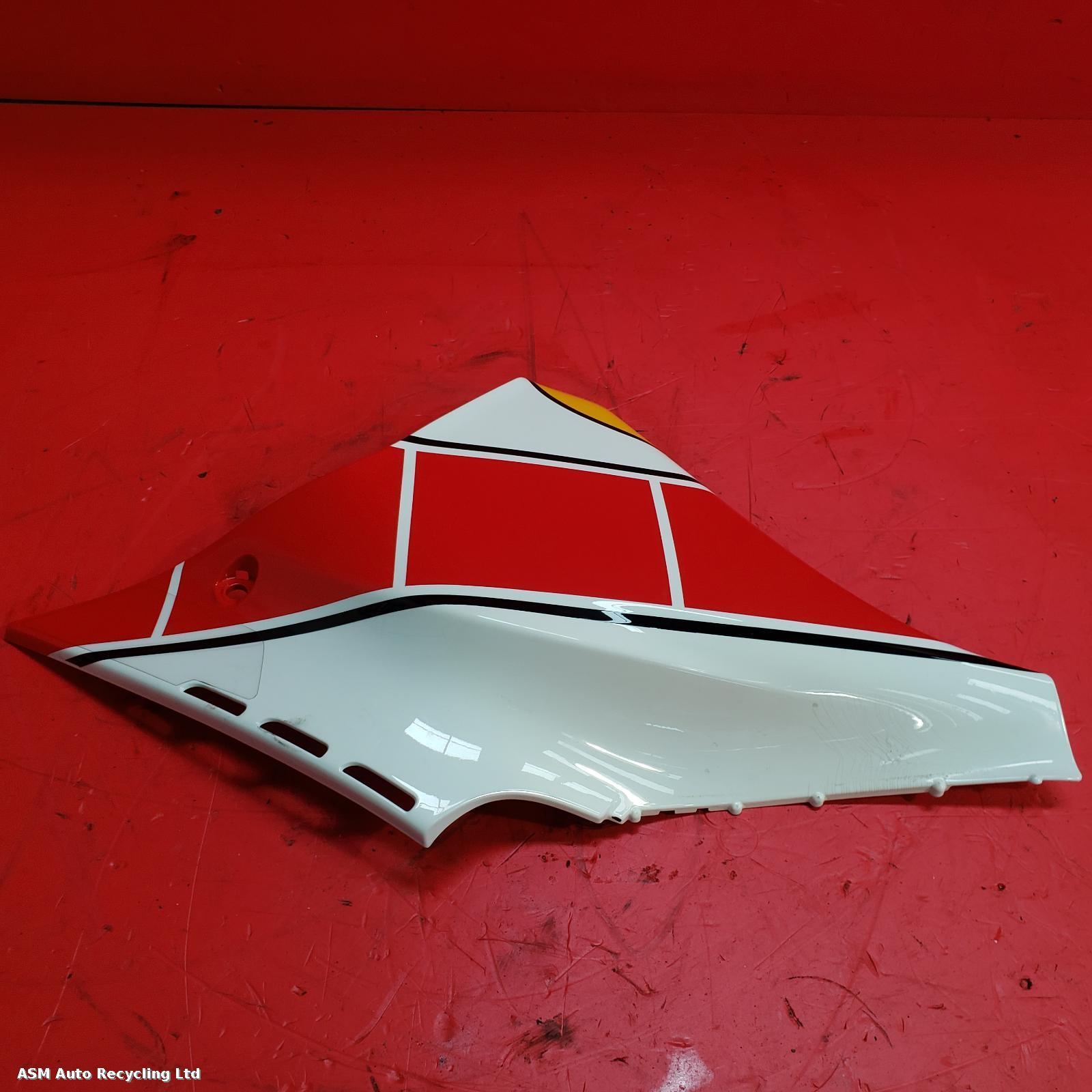 View Auto part LH Middle Fairing Yamaha Yzf R1 2021