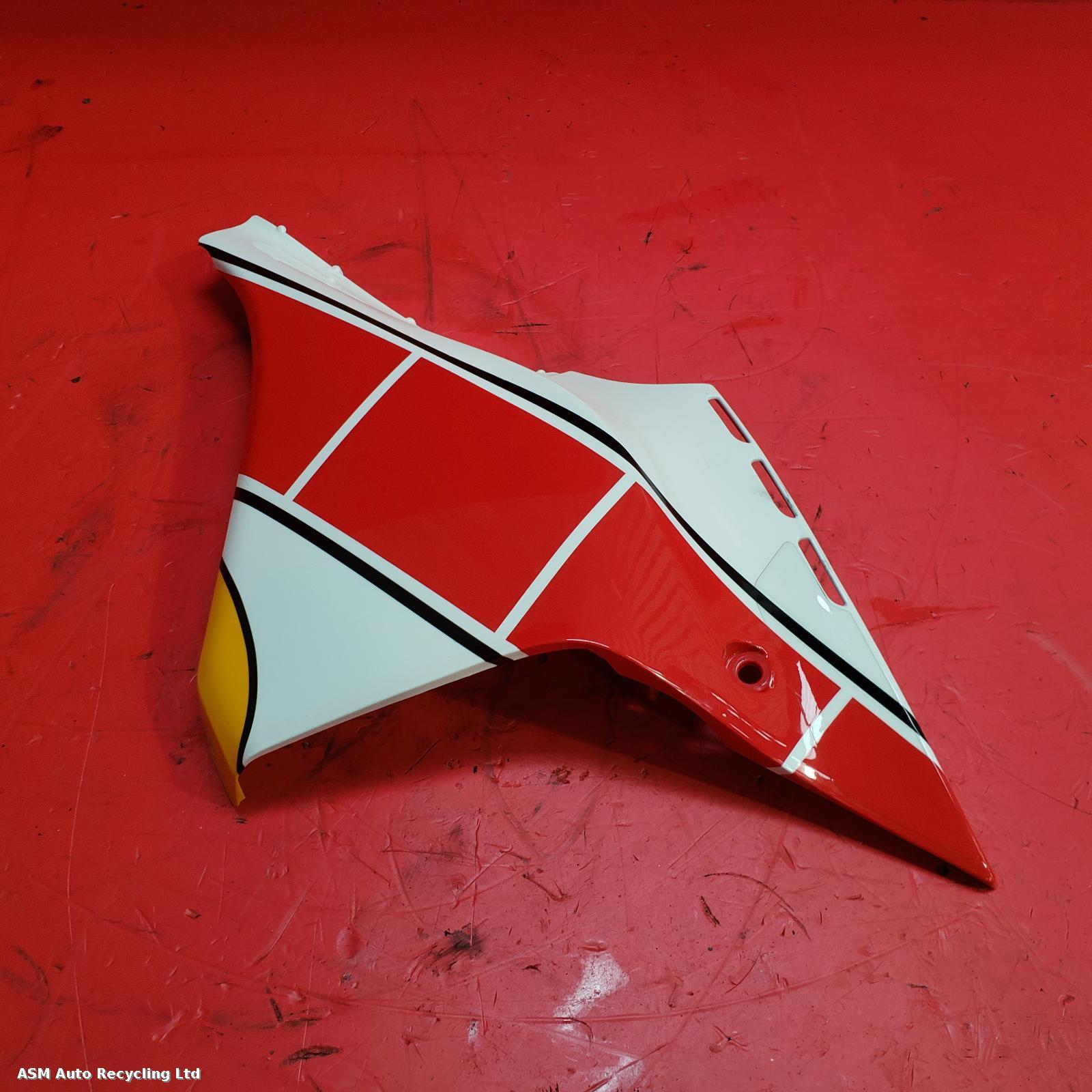 View Auto part LH Middle Fairing Yamaha Yzf R1 2021