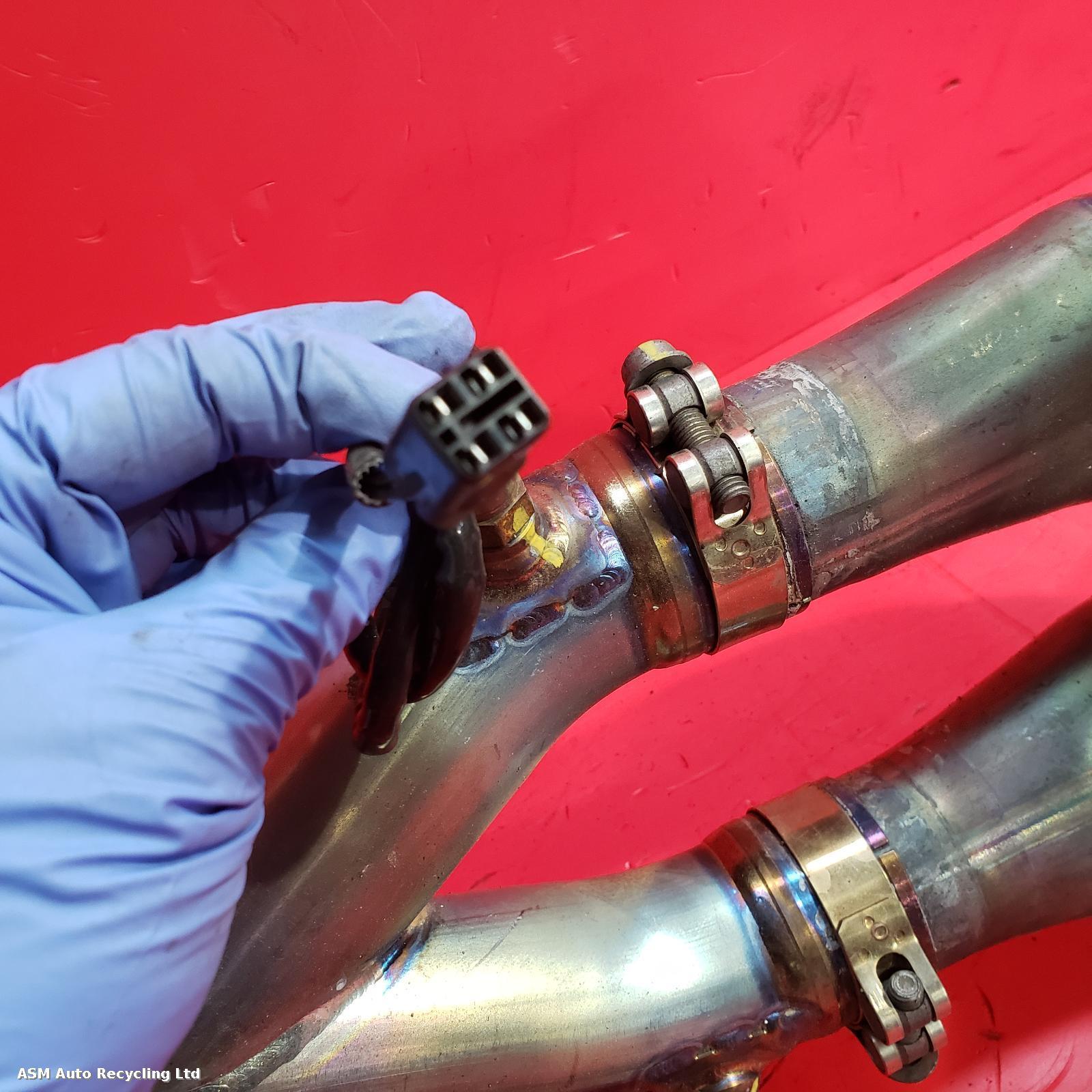View Auto part Exhaust System Yamaha Yzf R1 2021