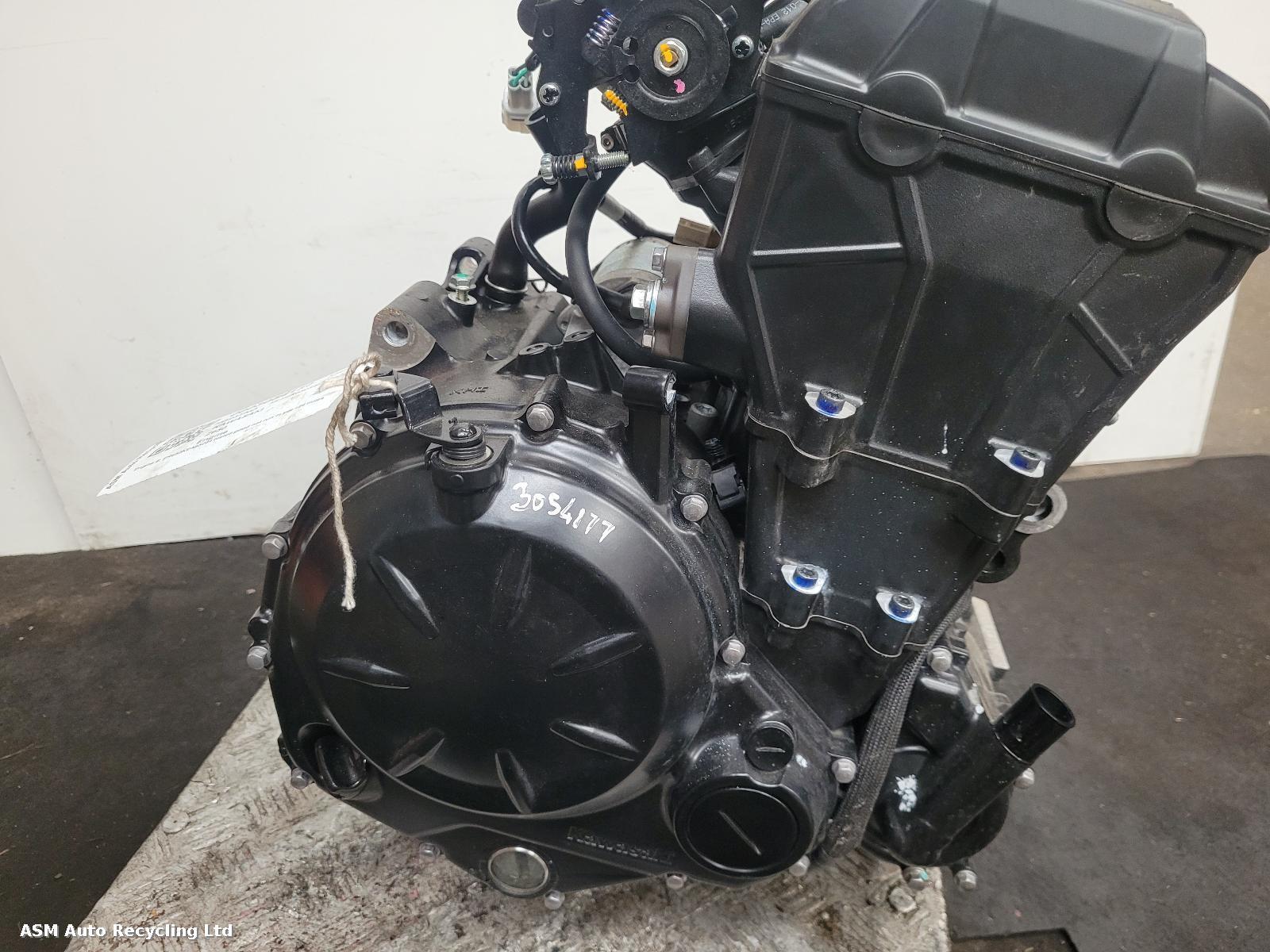 View Auto part Engine Kawasaki Z650 2023