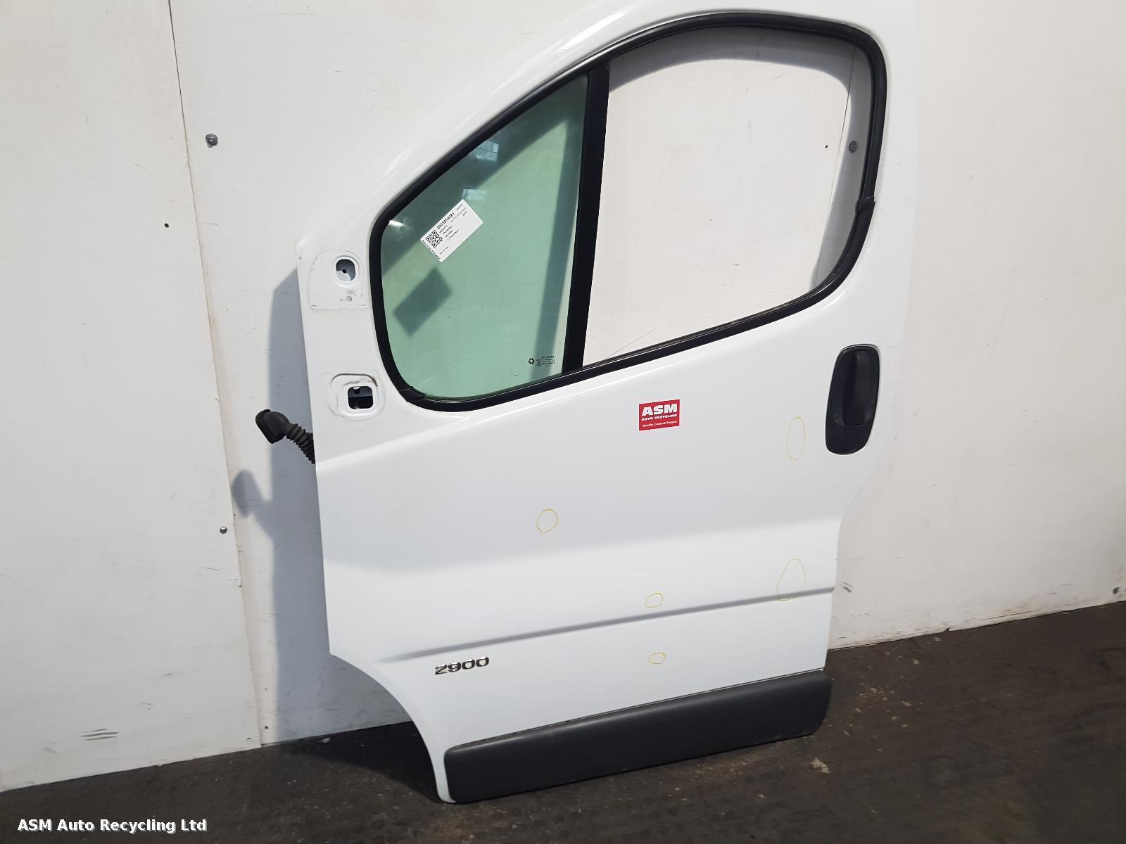 View Auto part L Front Door Vauxhall Vivaro 2013