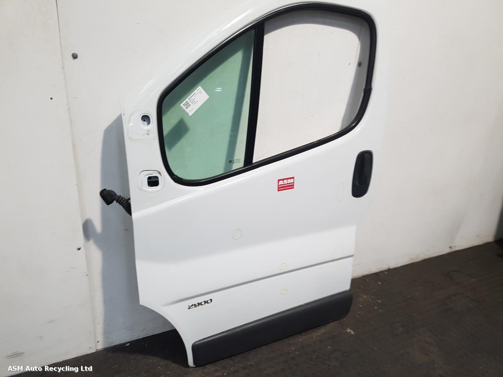 View Auto part L Front Door Vauxhall Vivaro 2013