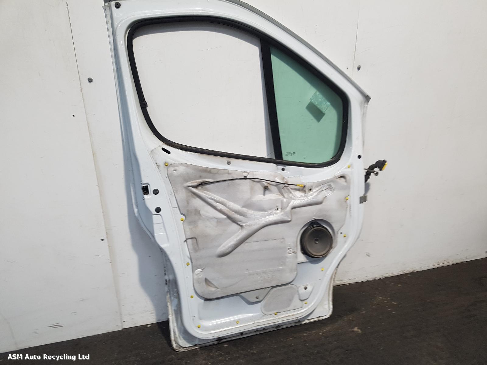 View Auto part L Front Door Vauxhall Vivaro 2013