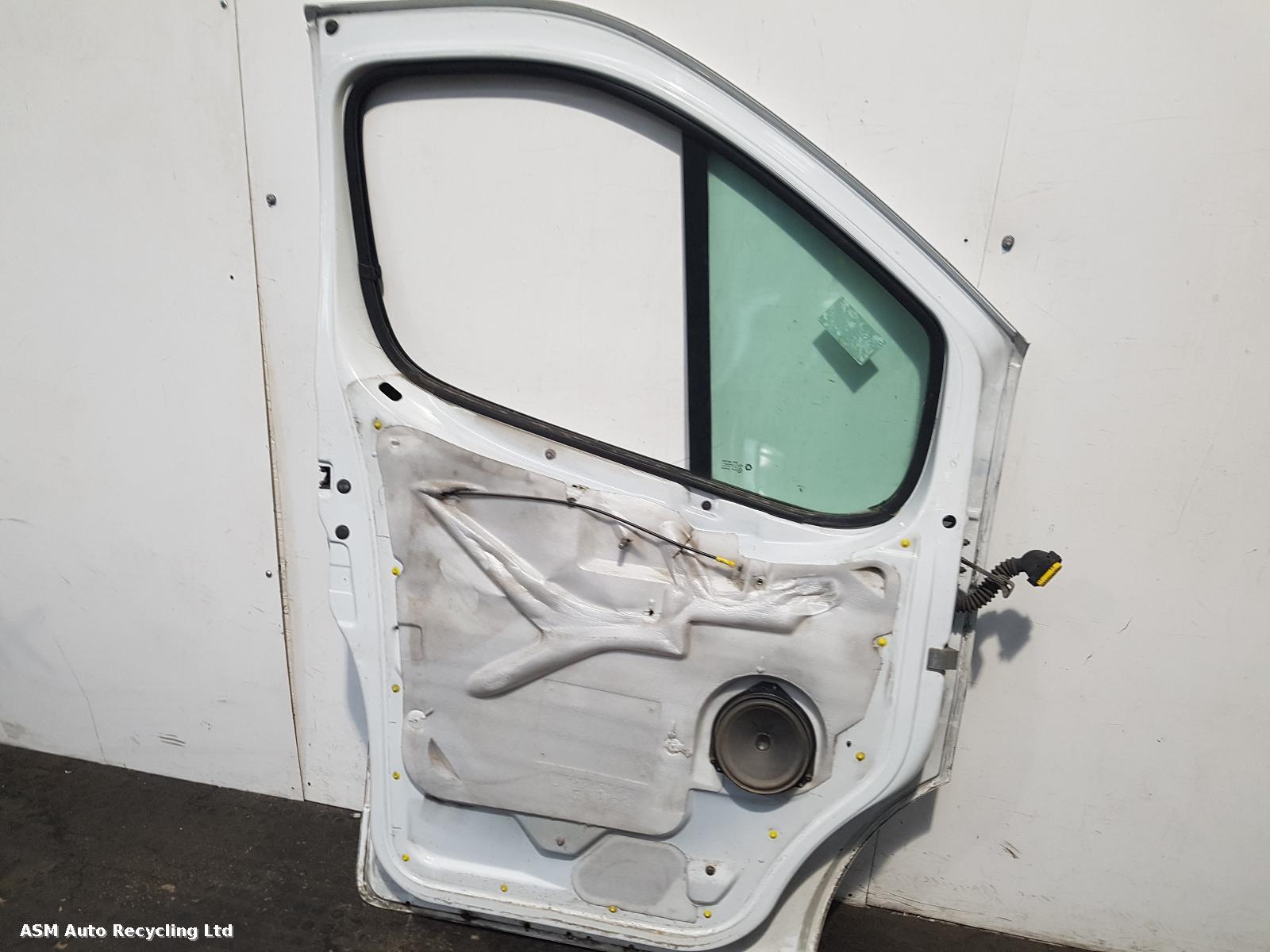 View Auto part L Front Door Vauxhall Vivaro 2013