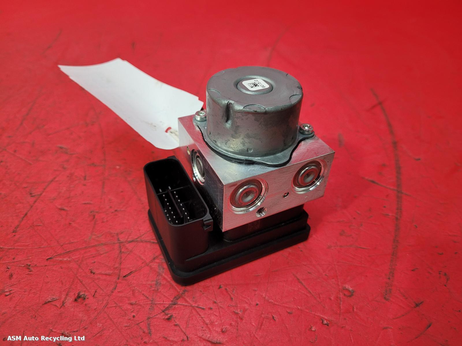View Auto part ABS Pump/Modulator Kawasaki Z650 2023