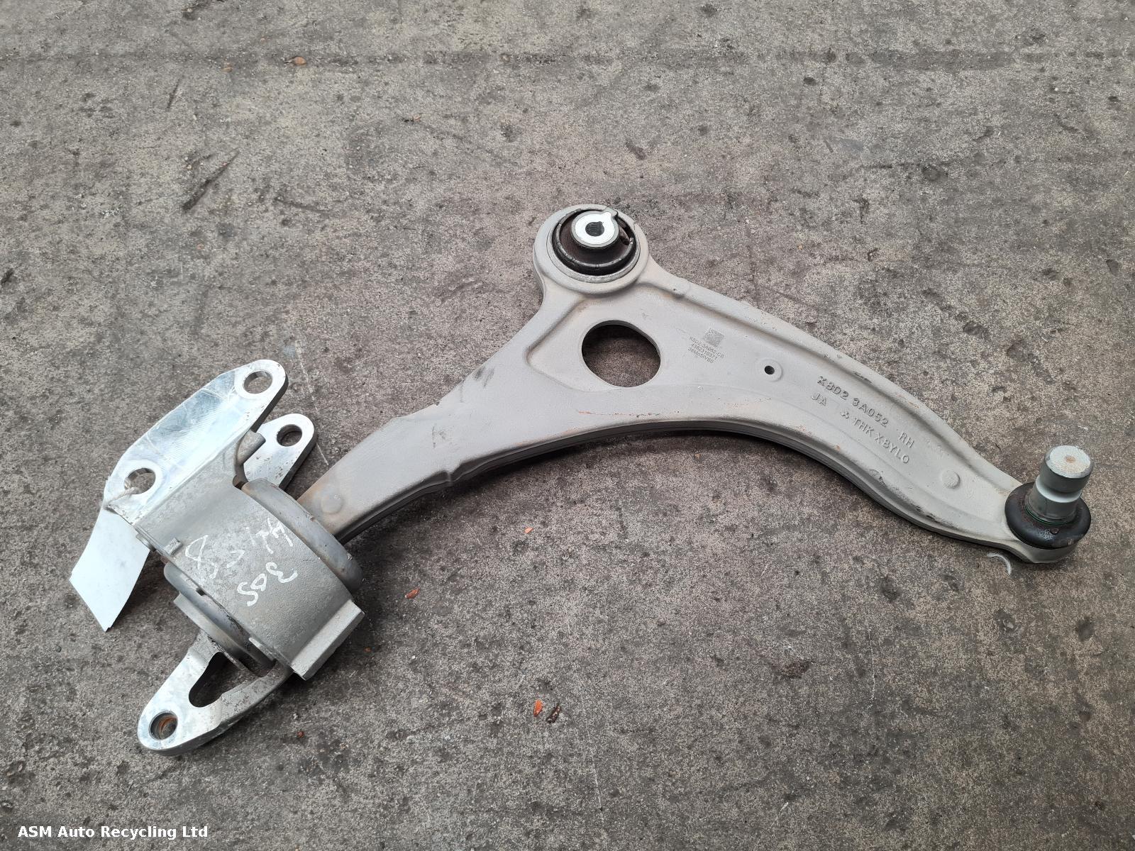 View Auto part RF Lower Control Arm Land Rover Range Rover Evoque 2024