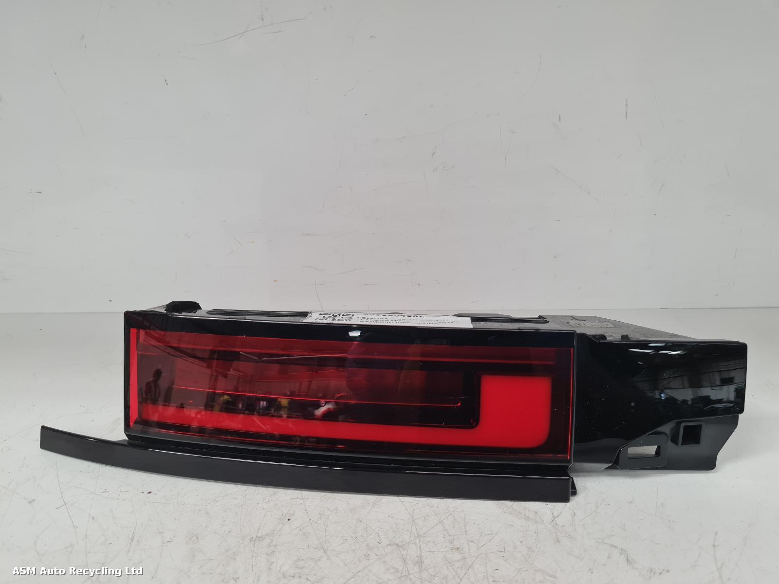 View Auto part L Taillight Land Rover Range Rover Sport 2024