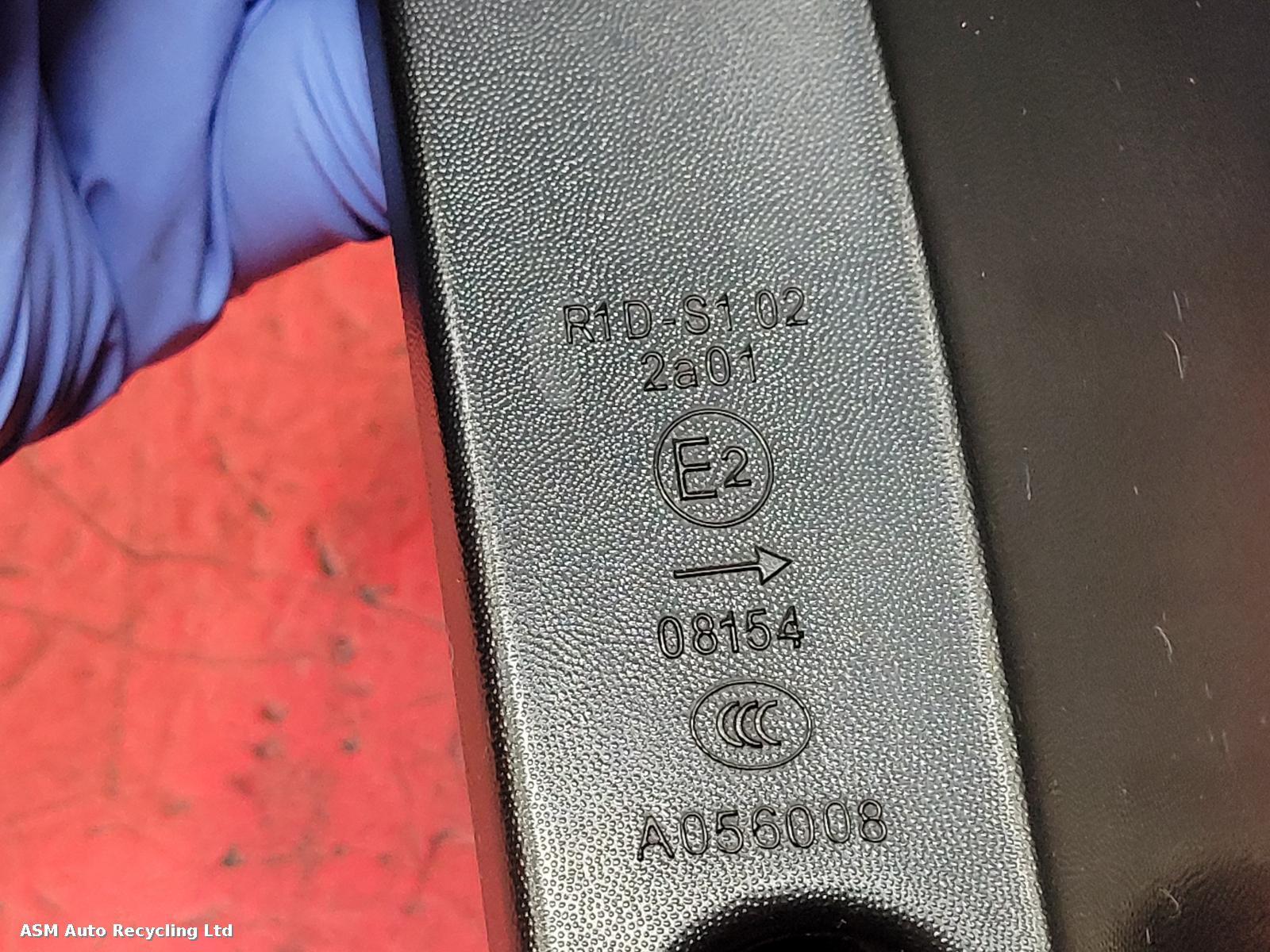 View Auto part R Taillight Renault Scenic Xmod 2013