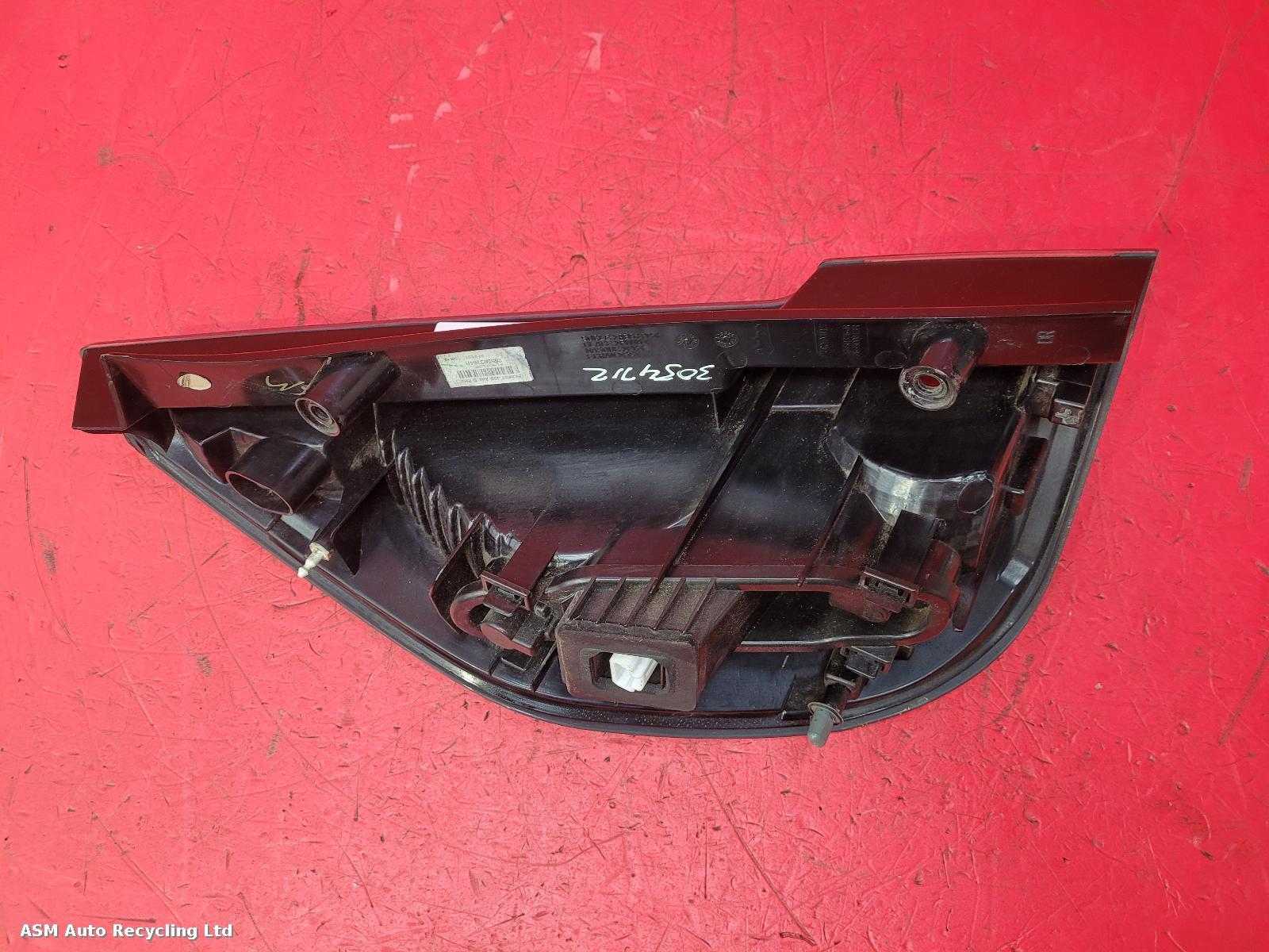 View Auto part R Taillight Renault Scenic Xmod 2013