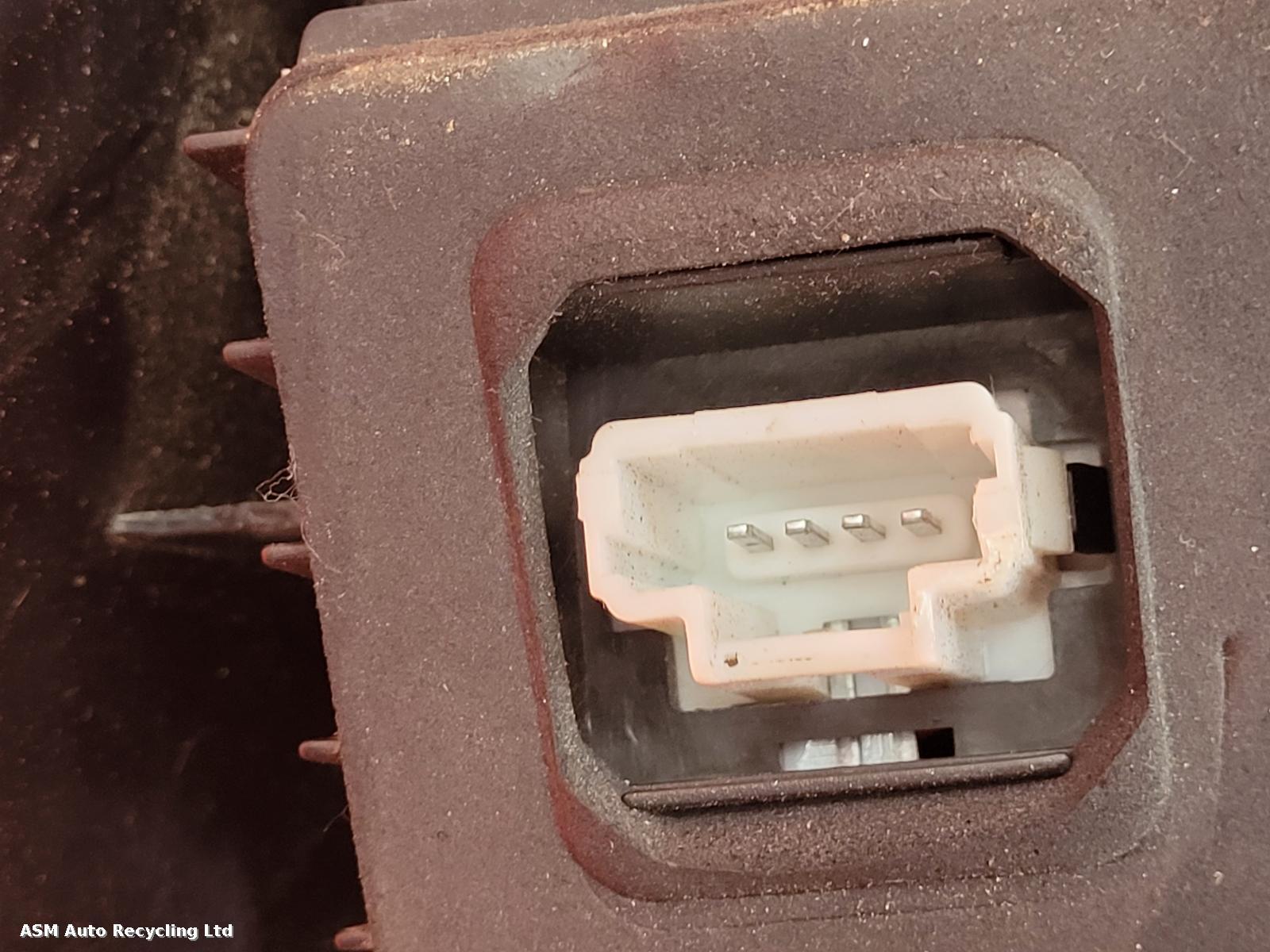 View Auto part R Taillight Renault Scenic Xmod 2013
