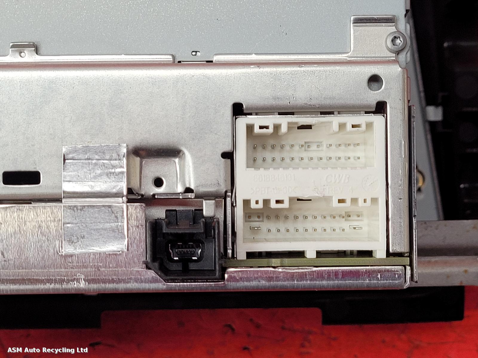 View Auto part CD Changer Nissan Micra 2017