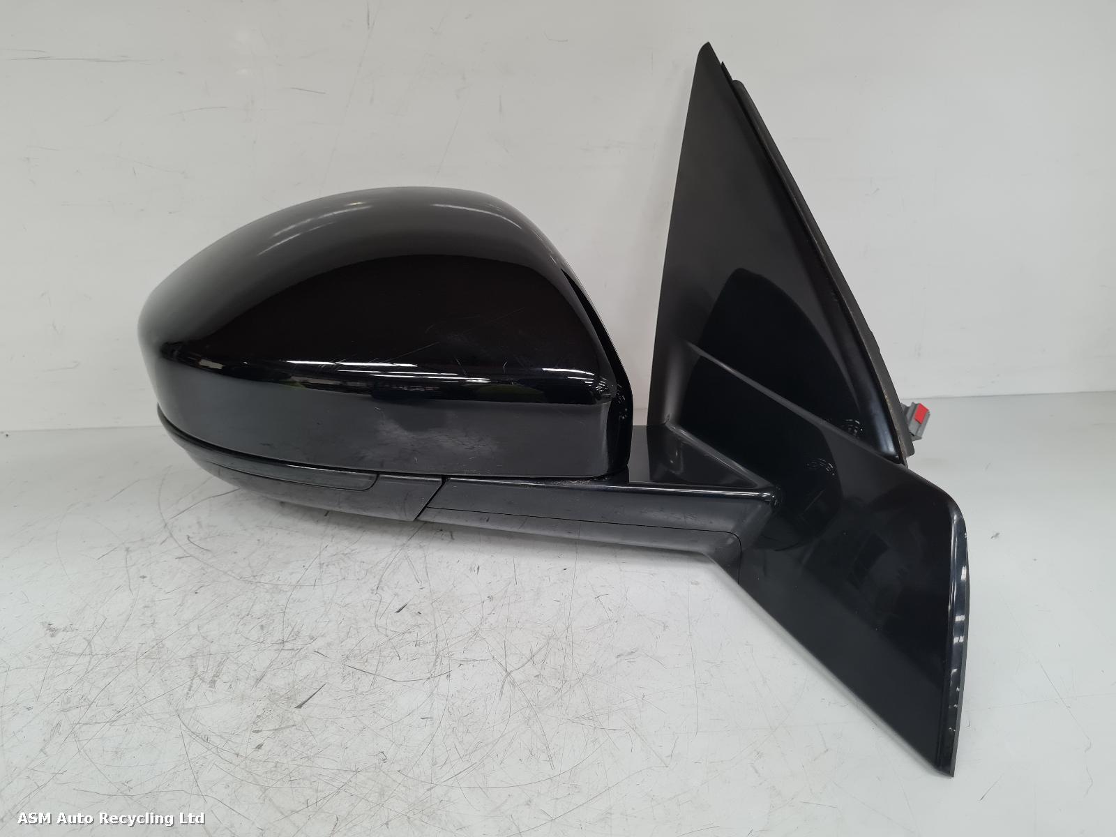 View Auto part R Door Mirror Land Rover Discovery Sport 2024