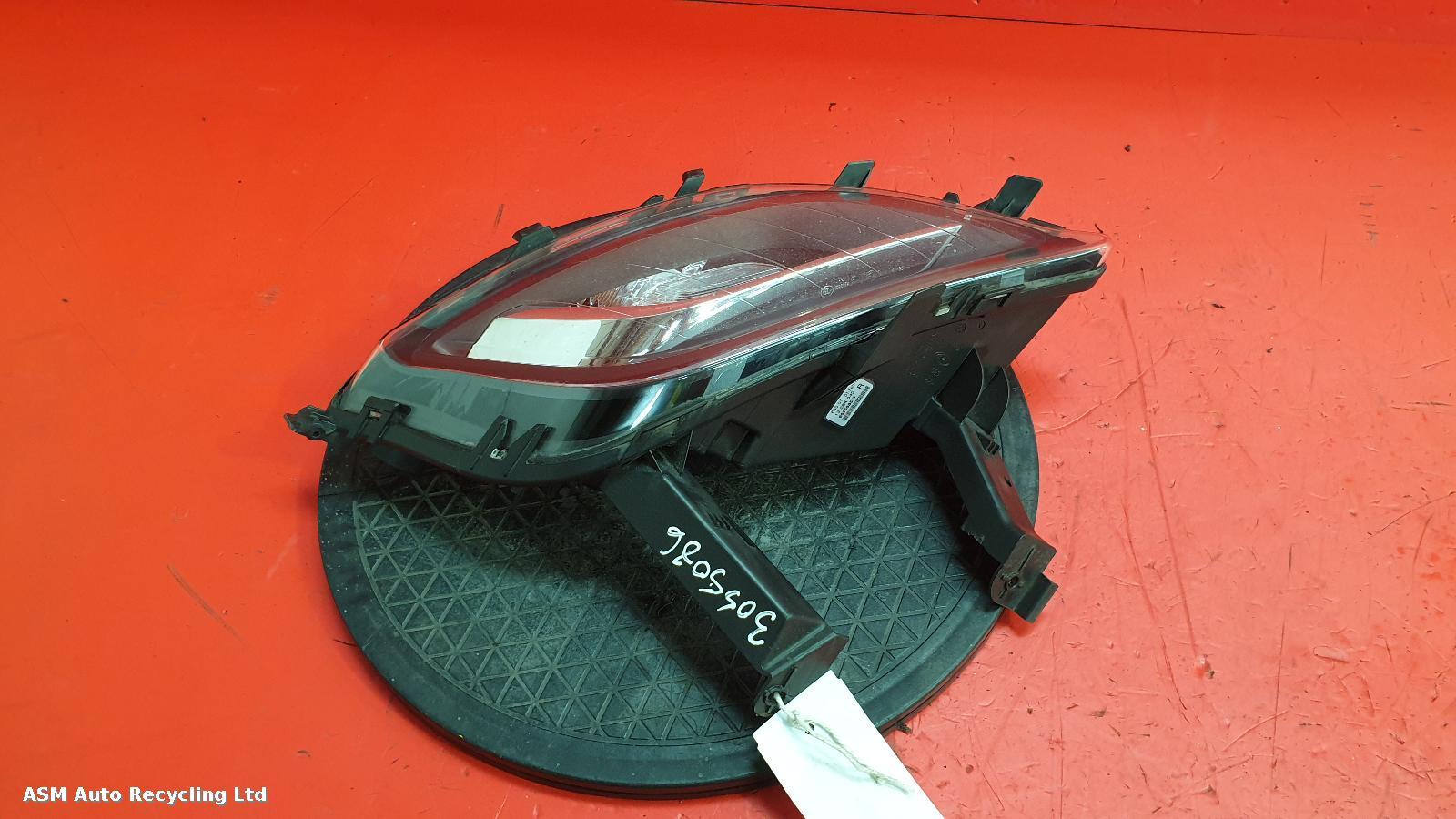 View Auto part R Indicator Light Vauxhall Astra 2012