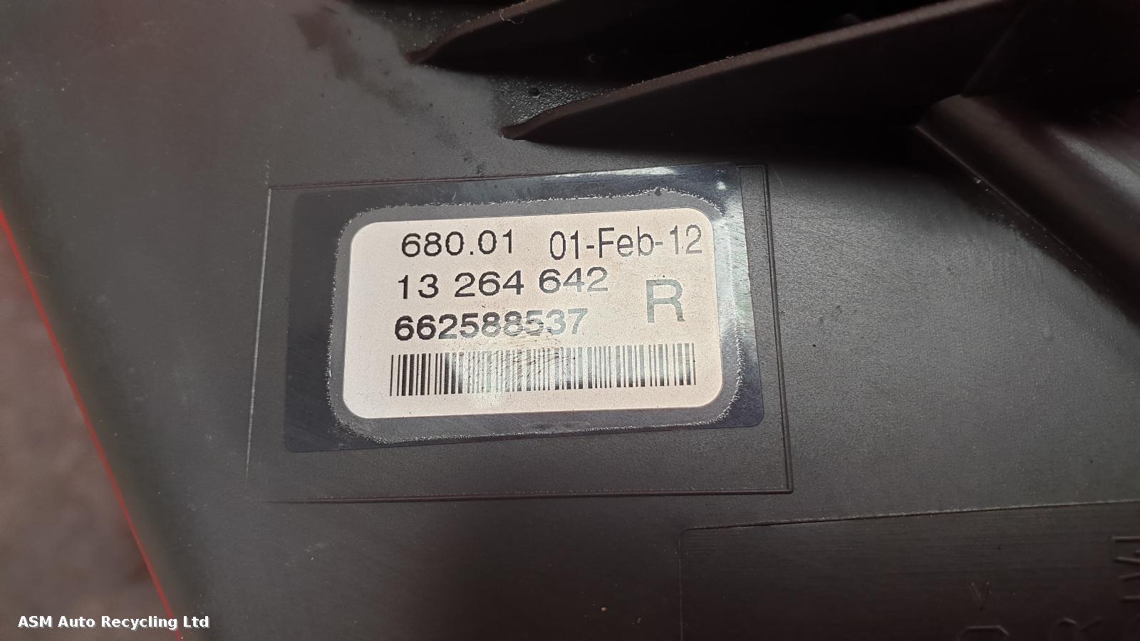 View Auto part R Indicator Light Vauxhall Astra 2012