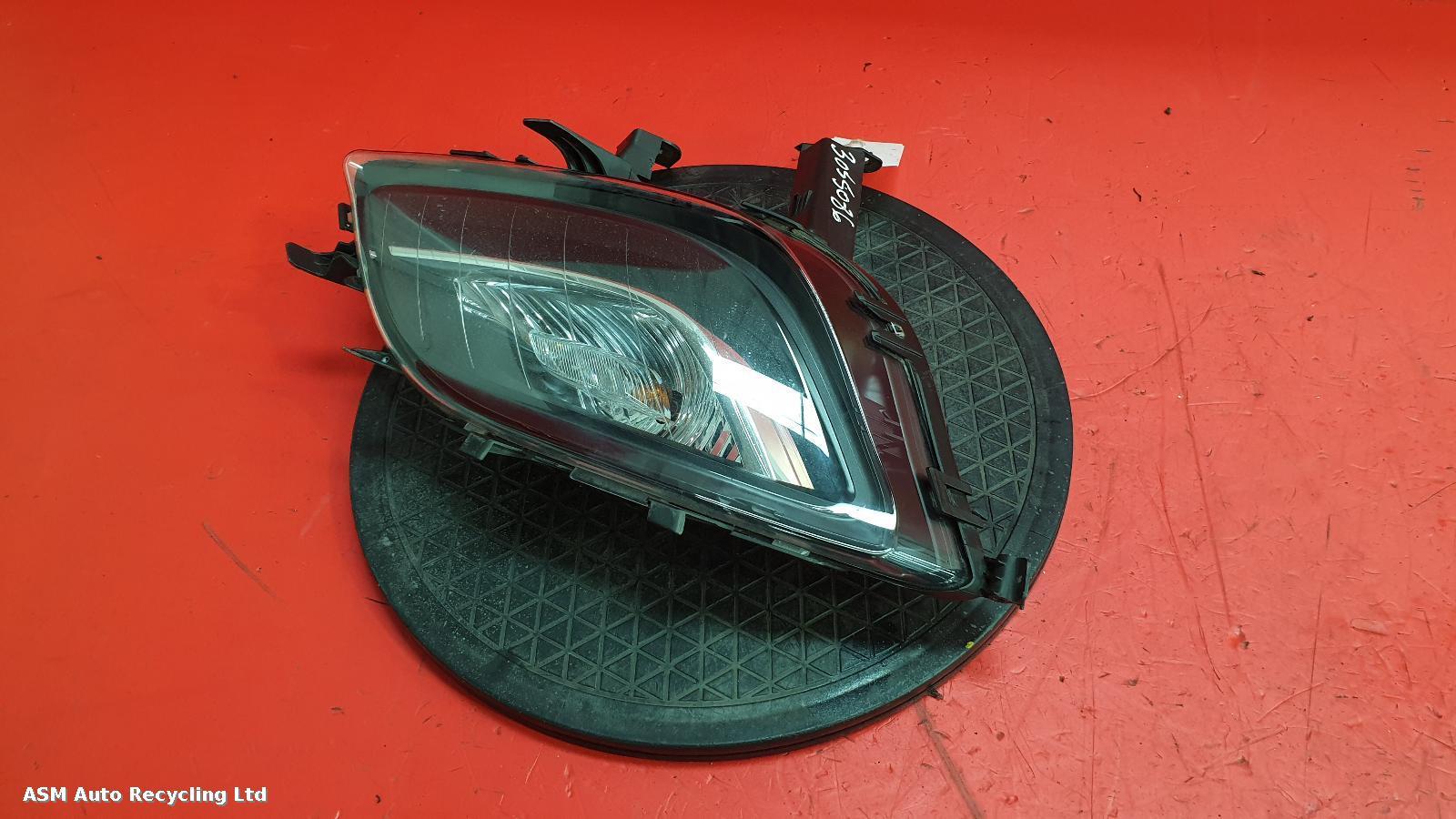 View Auto part R Indicator Light Vauxhall Astra 2012