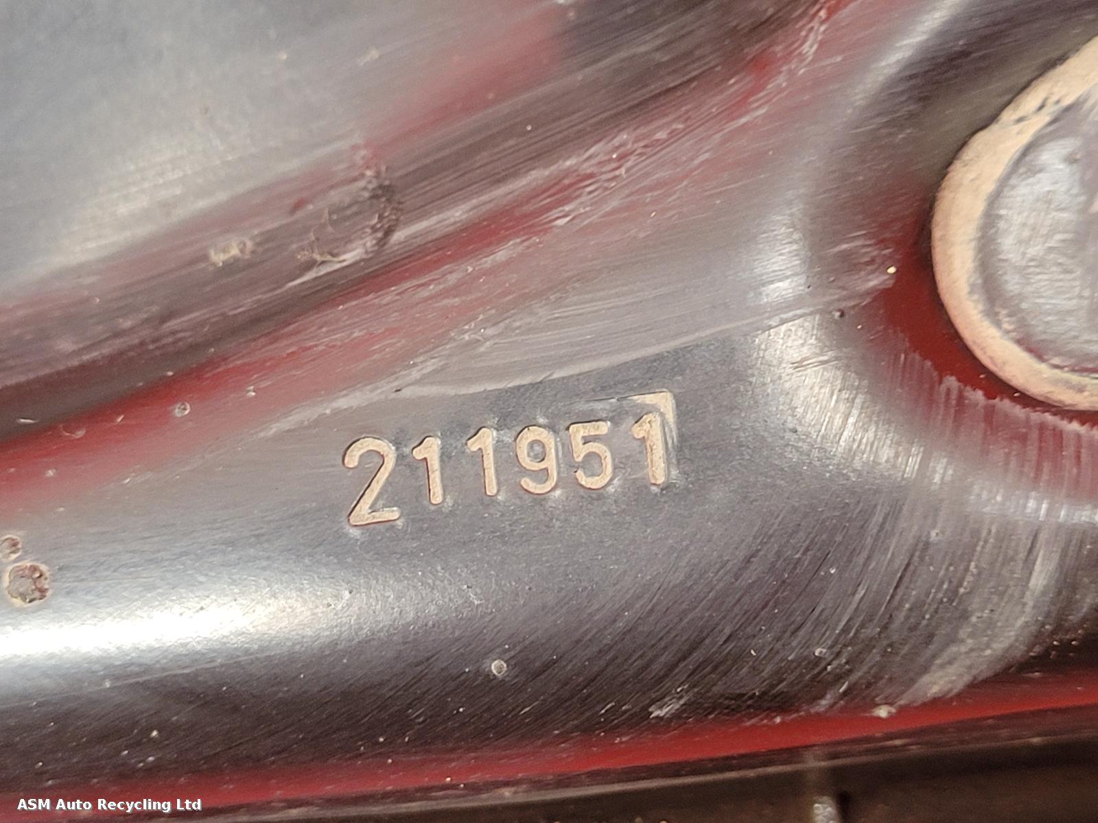 View Auto part RF Lower Control Arm Skoda Octavia 2021