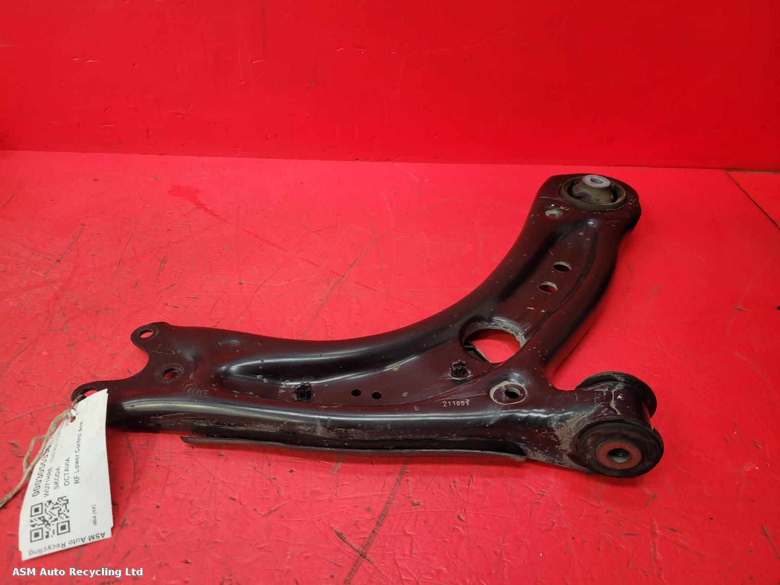 View Auto part RF Lower Control Arm Skoda Octavia 2021
