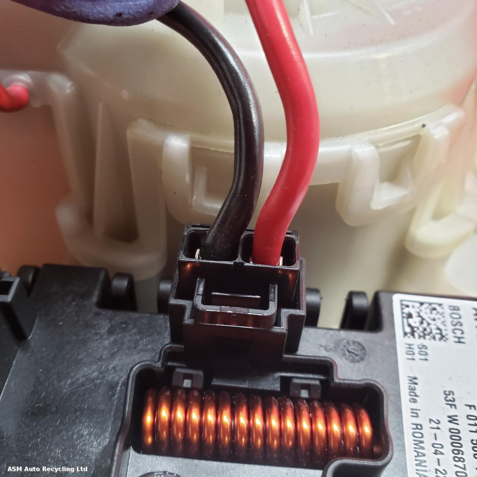 View Auto part Heater Motor/Assembly Land Rover Discovery 2021