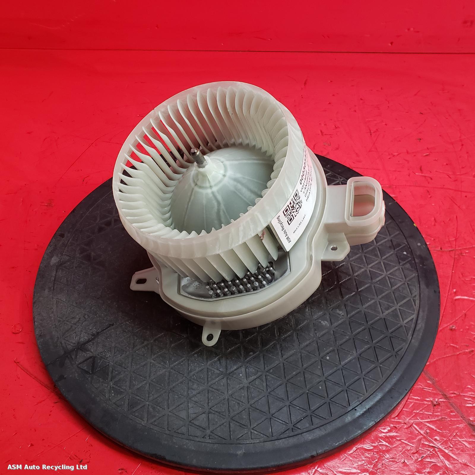 View Auto part Heater Motor/Assembly Land Rover Discovery 2021