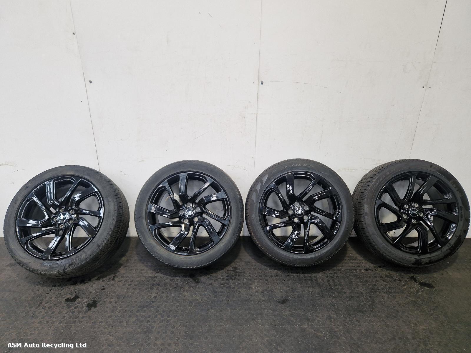View Auto part Wheel Set Land Rover Discovery 2021