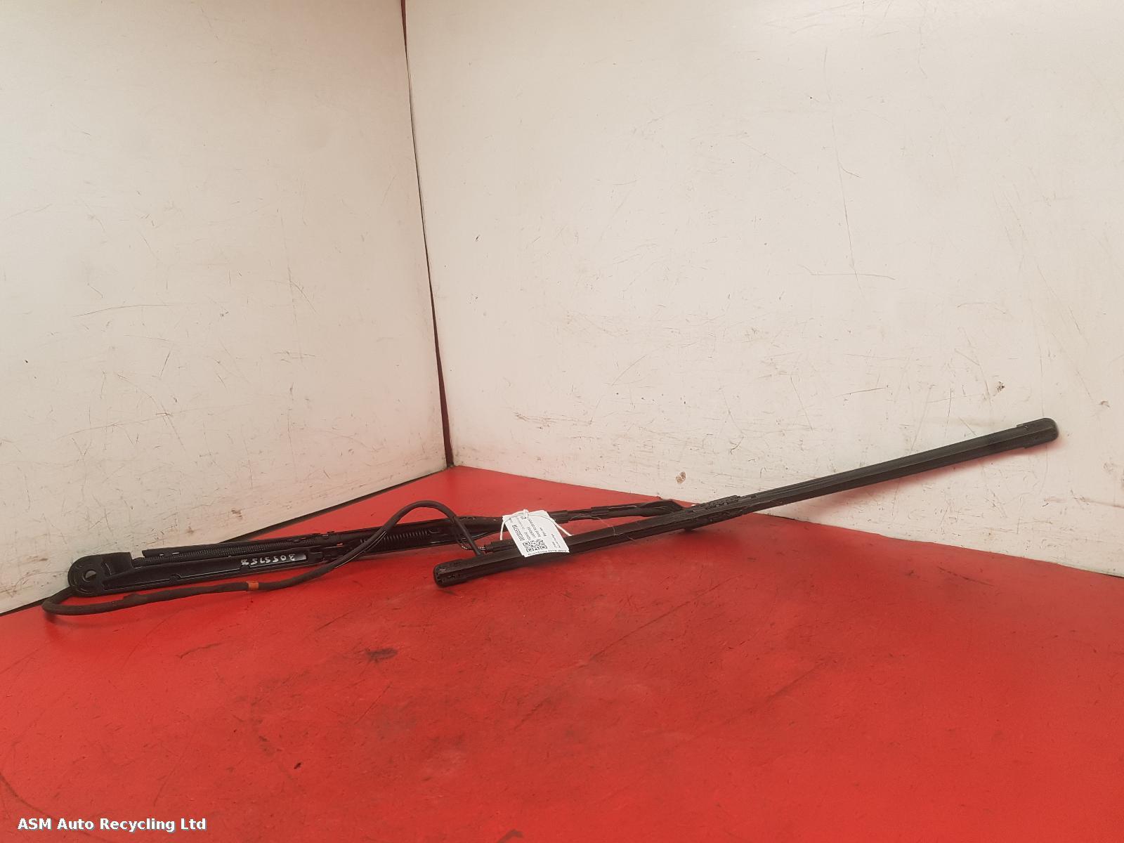 View Auto part Wiper Arm Land Rover Range Rover Sport 2024