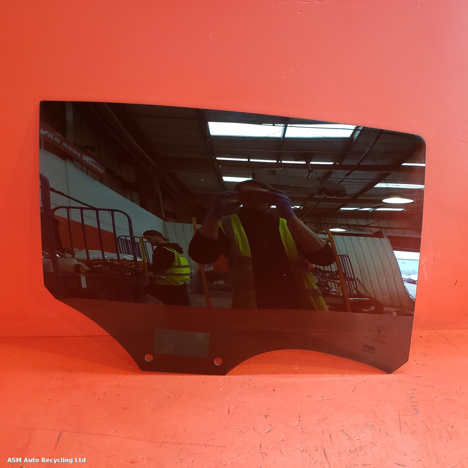 View Auto part RR Door Window Vauxhall Astra 2023